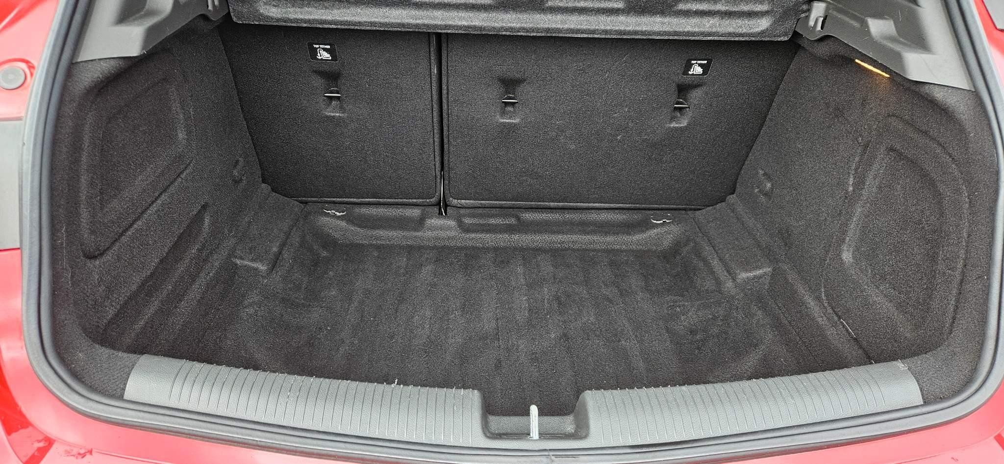 Vauxhall Astra 1.2 Turbo 145 SRi 5dr (LL69WWN) image 9