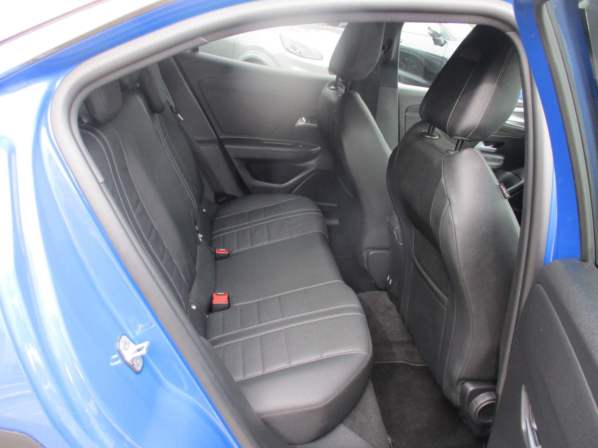 Vauxhall Mokka 1.2 Turbo Launch Edition 5dr Auto (YW21HPX) image 12