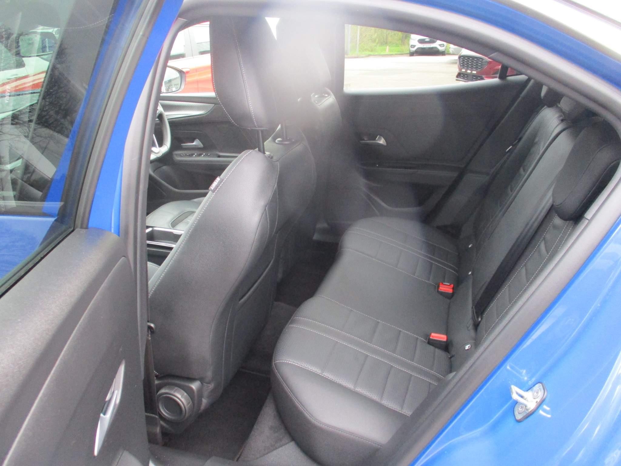 Vauxhall Mokka 1.2 Turbo Launch Edition 5dr Auto (YW21HPX) image 14