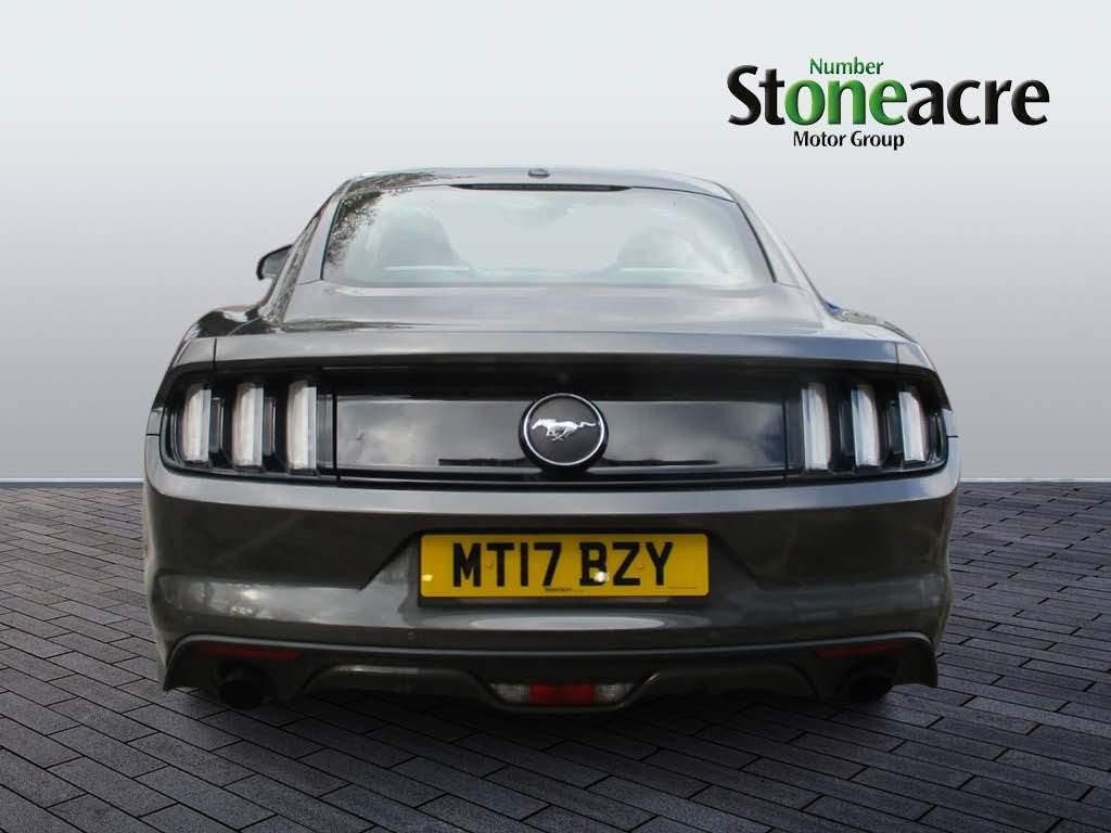 Ford Mustang 2.3T EcoBoost Fastback Euro 6 2dr (MT17BZY) image 3