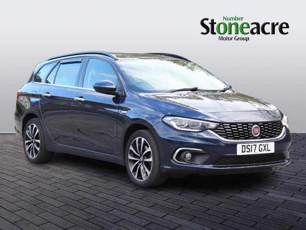 Fiat Tipo 1.4 T-Jet Lounge Euro 6 (s/s) 5dr (DS17GXL) image 0