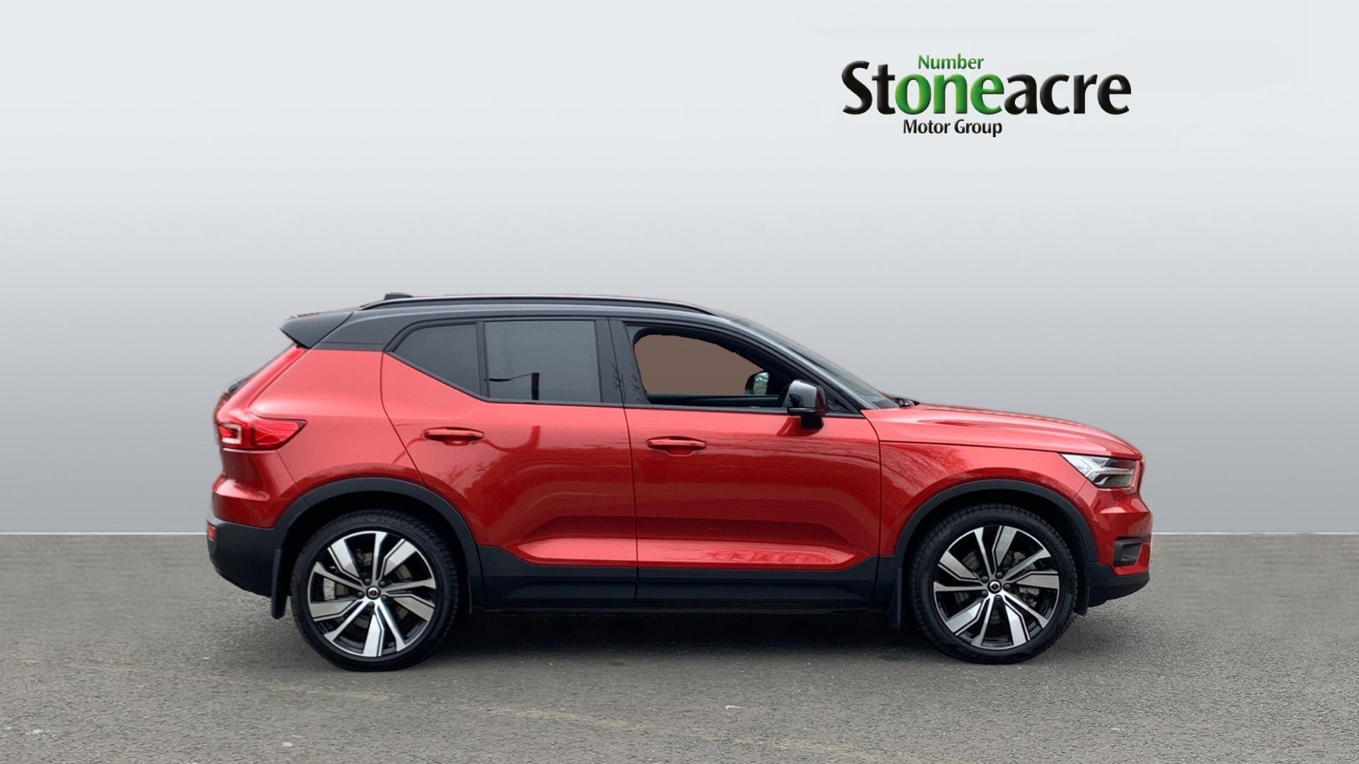 Volvo XC40 P8 78kWh First Edition Auto AWD 5dr (NG21FWA) image 2