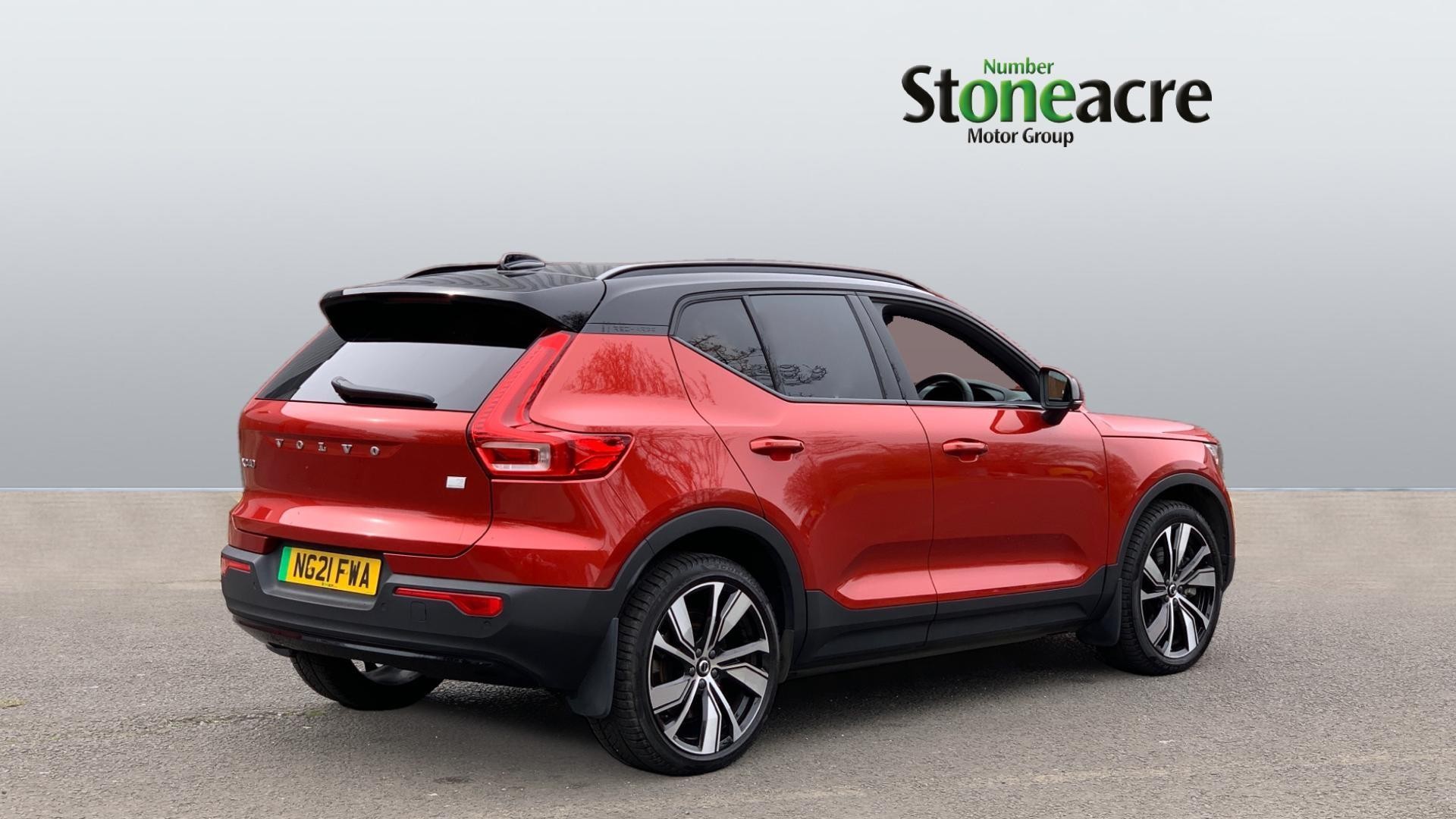 Volvo XC40 P8 78kWh First Edition Auto AWD 5dr (NG21FWA) image 6