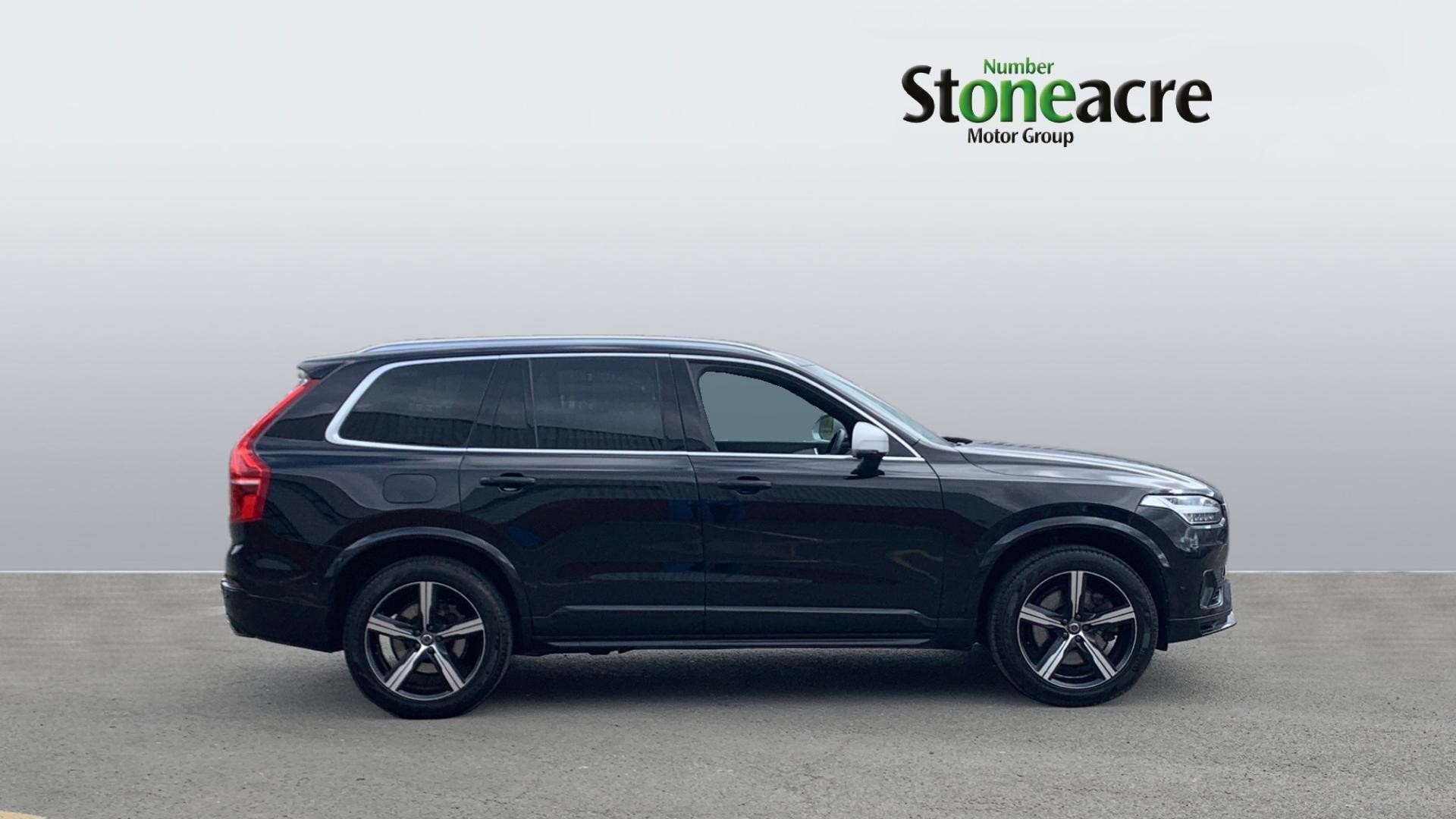 Volvo XC90 2.0h T8 Twin Engine 9.2kWh R-Design Auto 4WD Euro 6 (s/s) 5dr (NG16VCA) image 2