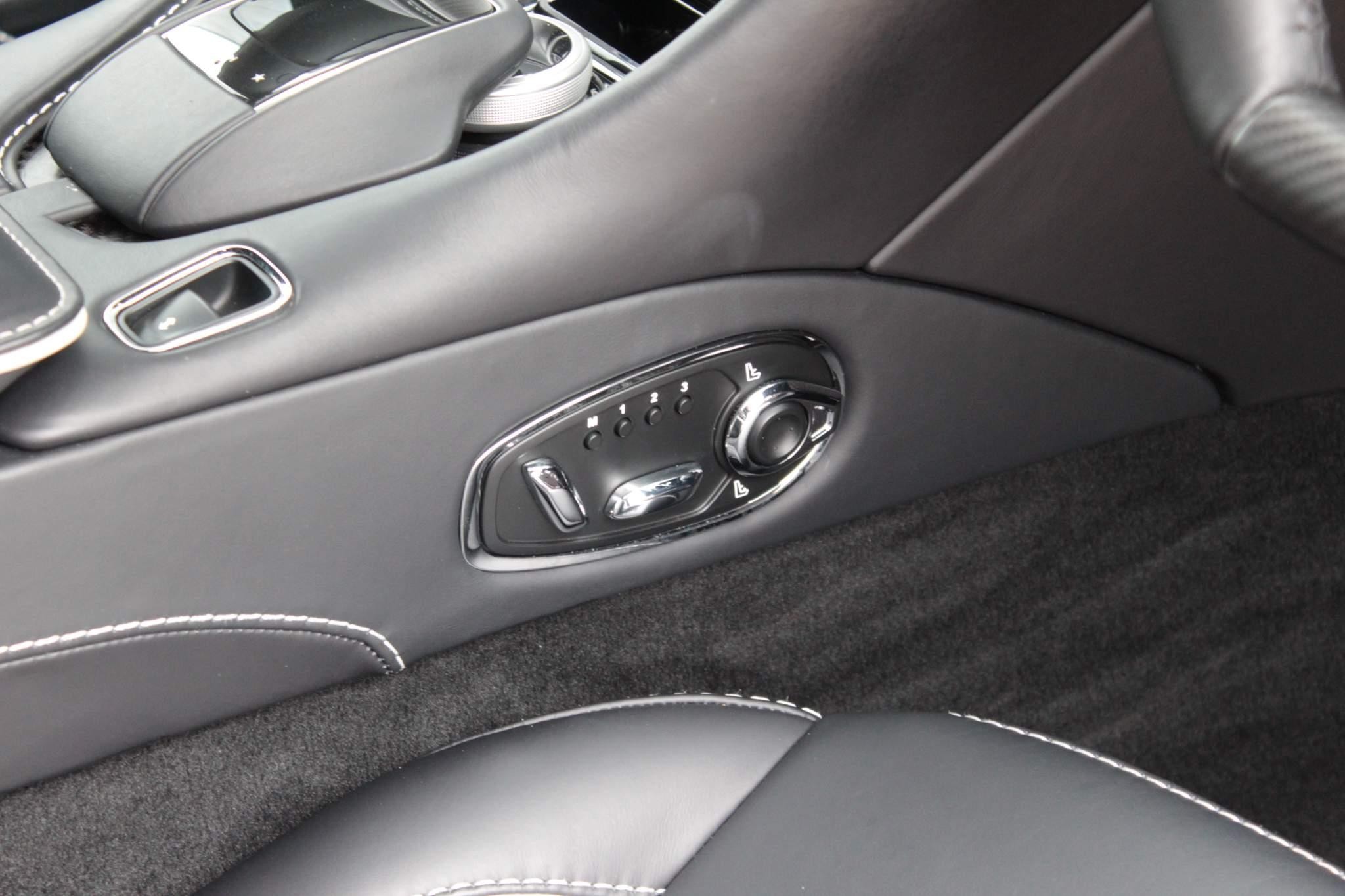 Aston Martin DBS 5.2 V12 BiTurbo Coupe 2dr Petrol Auto Euro 6 (s/s) (715 bhp) (NJ23FVK) image 35