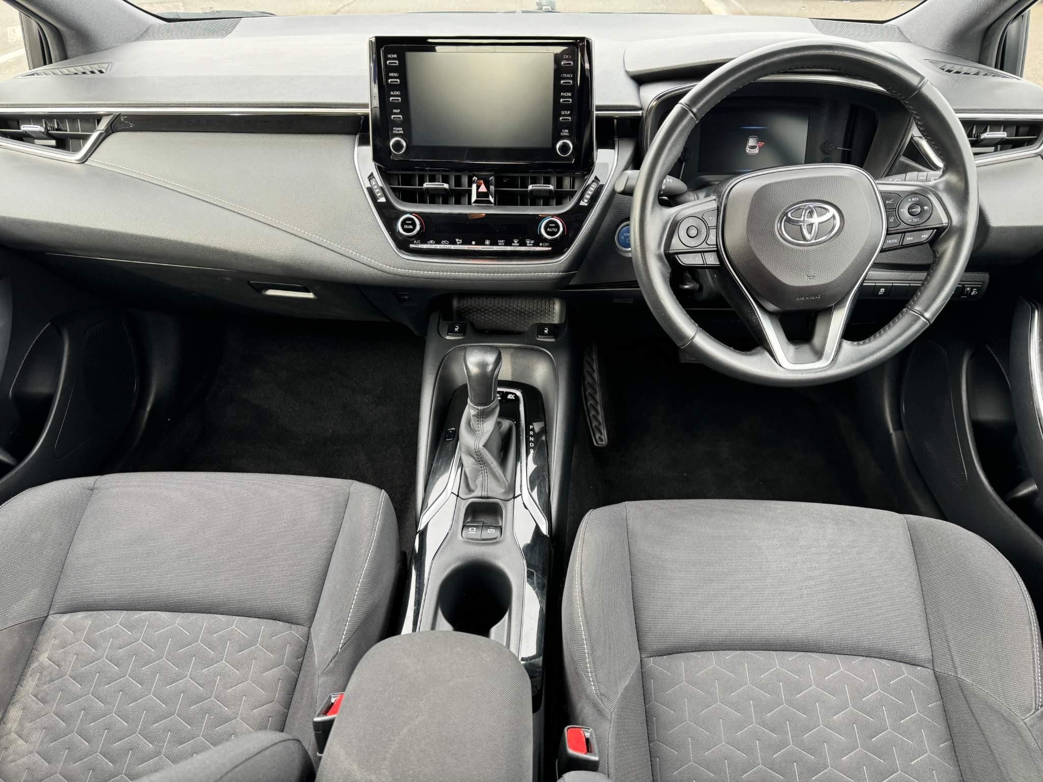 Toyota Corolla 1.8 VVT-i Hybrid Icon Tech 5dr CVT (BT21WDL) image 14