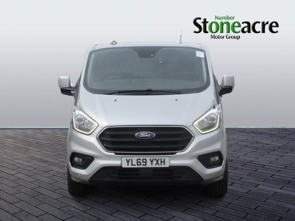 Ford Transit Custom 2.0 EcoBlue 130ps Low Roof Limited Van (YL69YXH) image 1