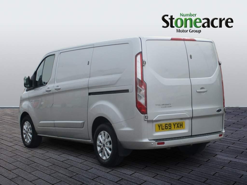 Ford Transit Custom 2.0 EcoBlue 130ps Low Roof Limited Van (YL69YXH) image 6