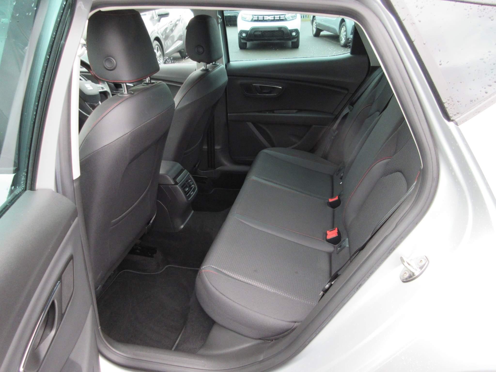 SEAT Leon 1.4 TSI FR Technology Hatchback 5dr Petrol Manual Euro 6 (s/s) (125 ps) (KS66OHT) image 11