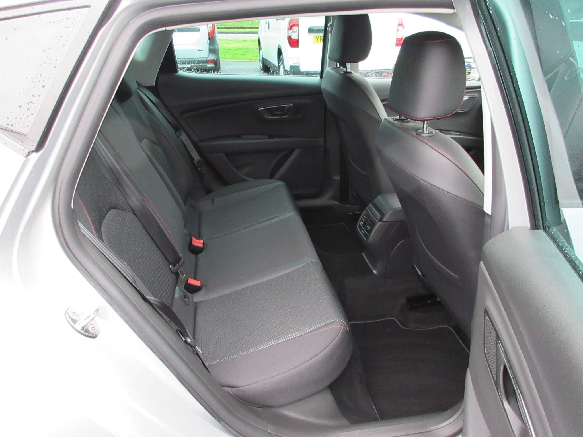 SEAT Leon 1.4 TSI FR Technology Hatchback 5dr Petrol Manual Euro 6 (s/s) (125 ps) (KS66OHT) image 12