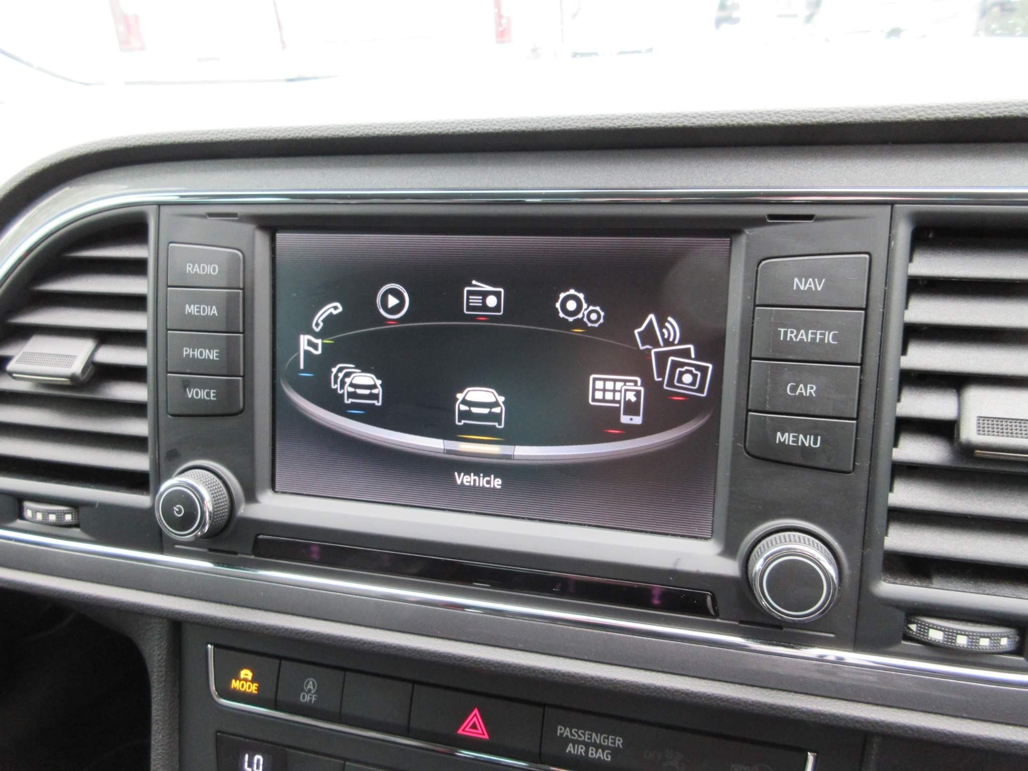 SEAT Leon 1.4 TSI FR Technology Hatchback 5dr Petrol Manual Euro 6 (s/s) (125 ps) (KS66OHT) image 16