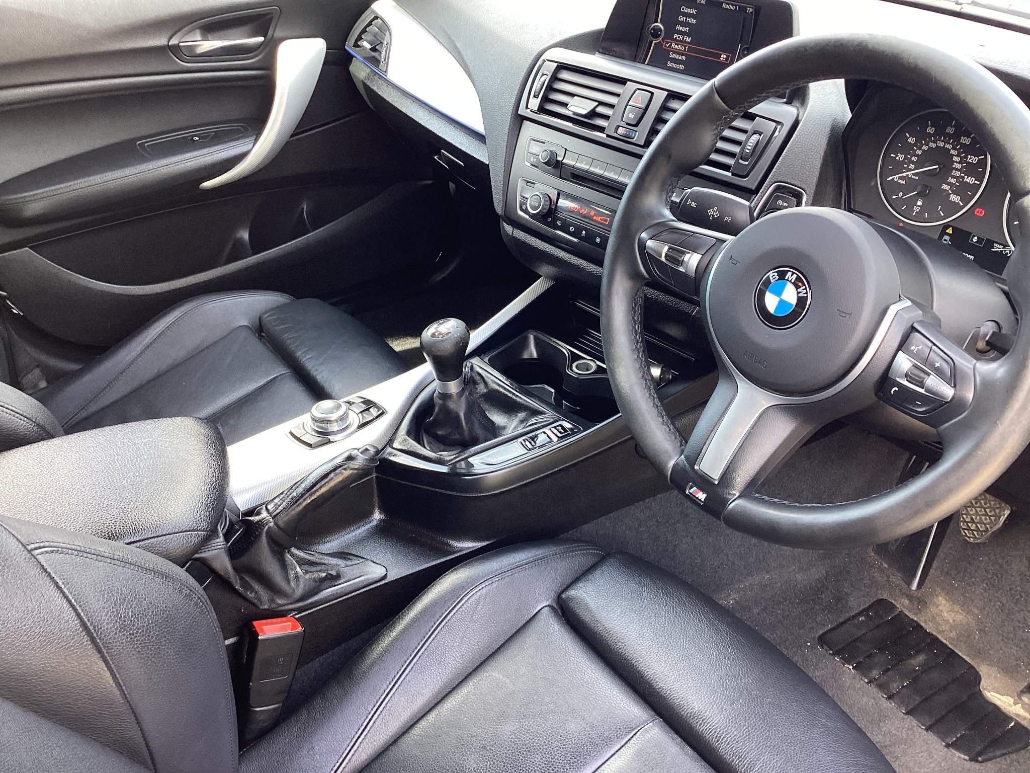 BMW 1 Series 1.6 116i M Sport Euro 6 (s/s) 5dr (MW14UDS) image 8