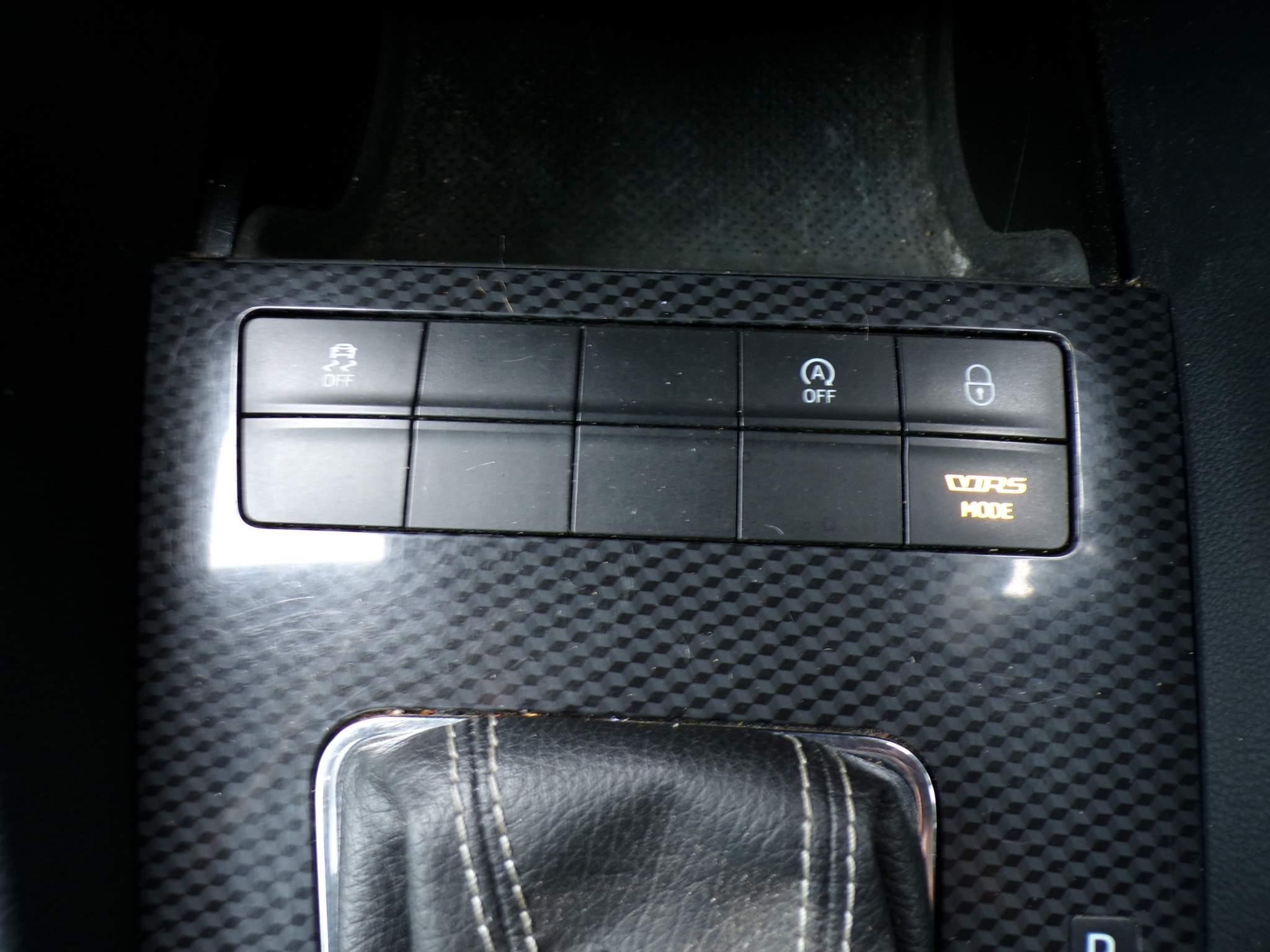 Skoda Octavia 2.0 TDI vRS Hatchback 5dr Diesel DSG Euro 5 (s/s) (184 ps) (BK64TVE) image 13