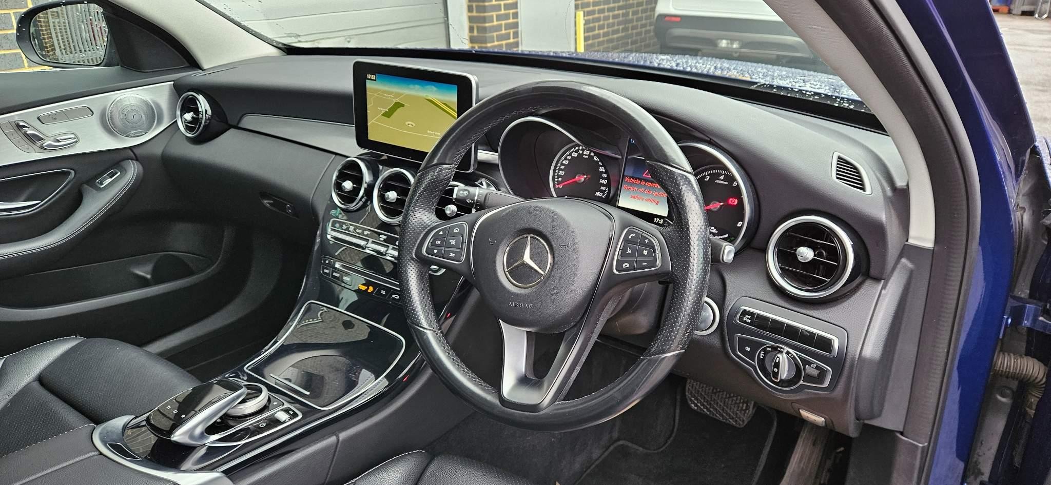 Mercedes-Benz C-Class 2.0 C350e 6.4kWh Sport (Premium Plus) G-Tronic+ Euro 6 (s/s) 4dr (PO16KNK) image 10