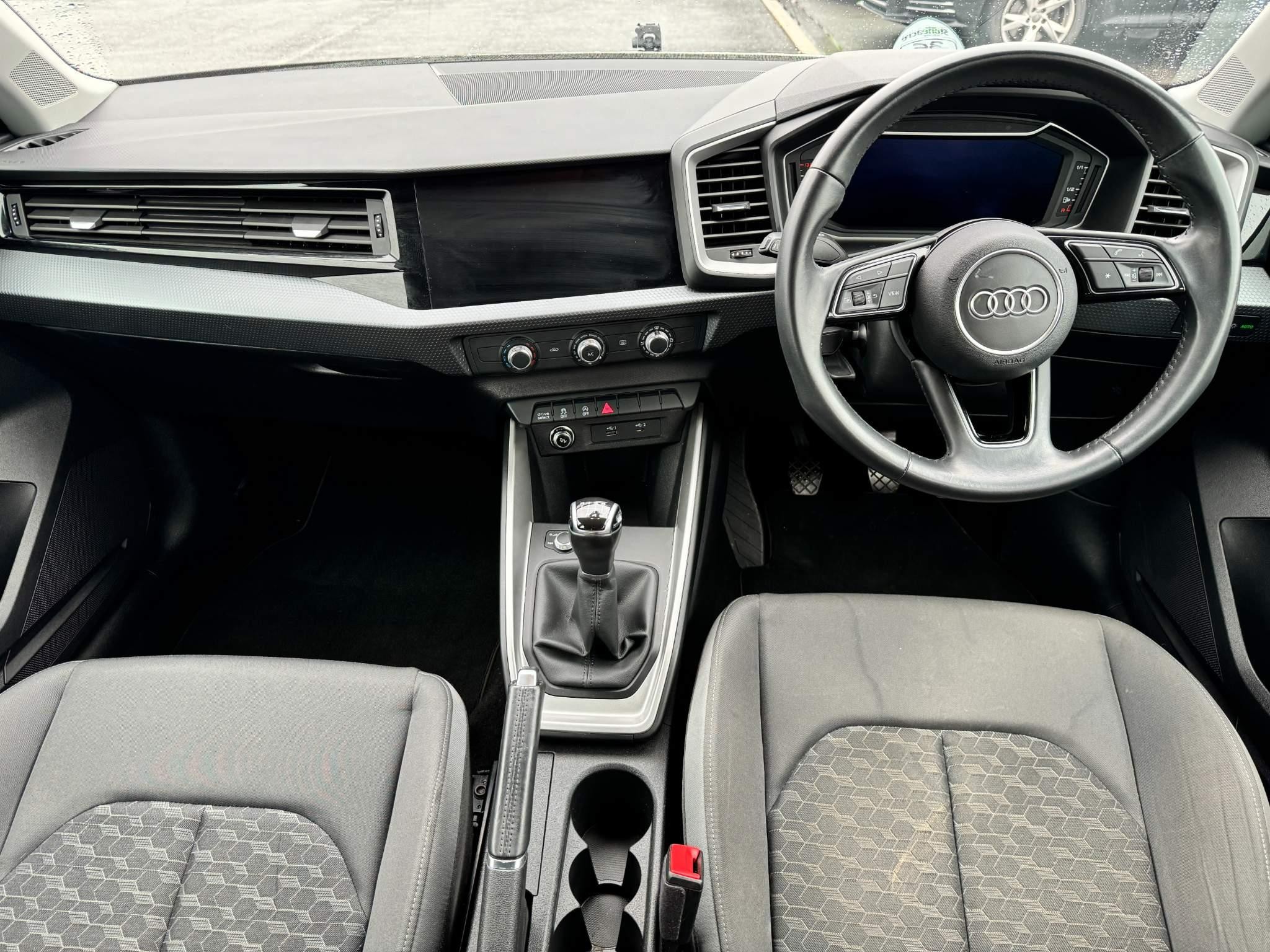 Audi A1 1.0 TFSI 30 Sport Sportback Euro 6 (s/s) 5dr (DV20WLN) image 14
