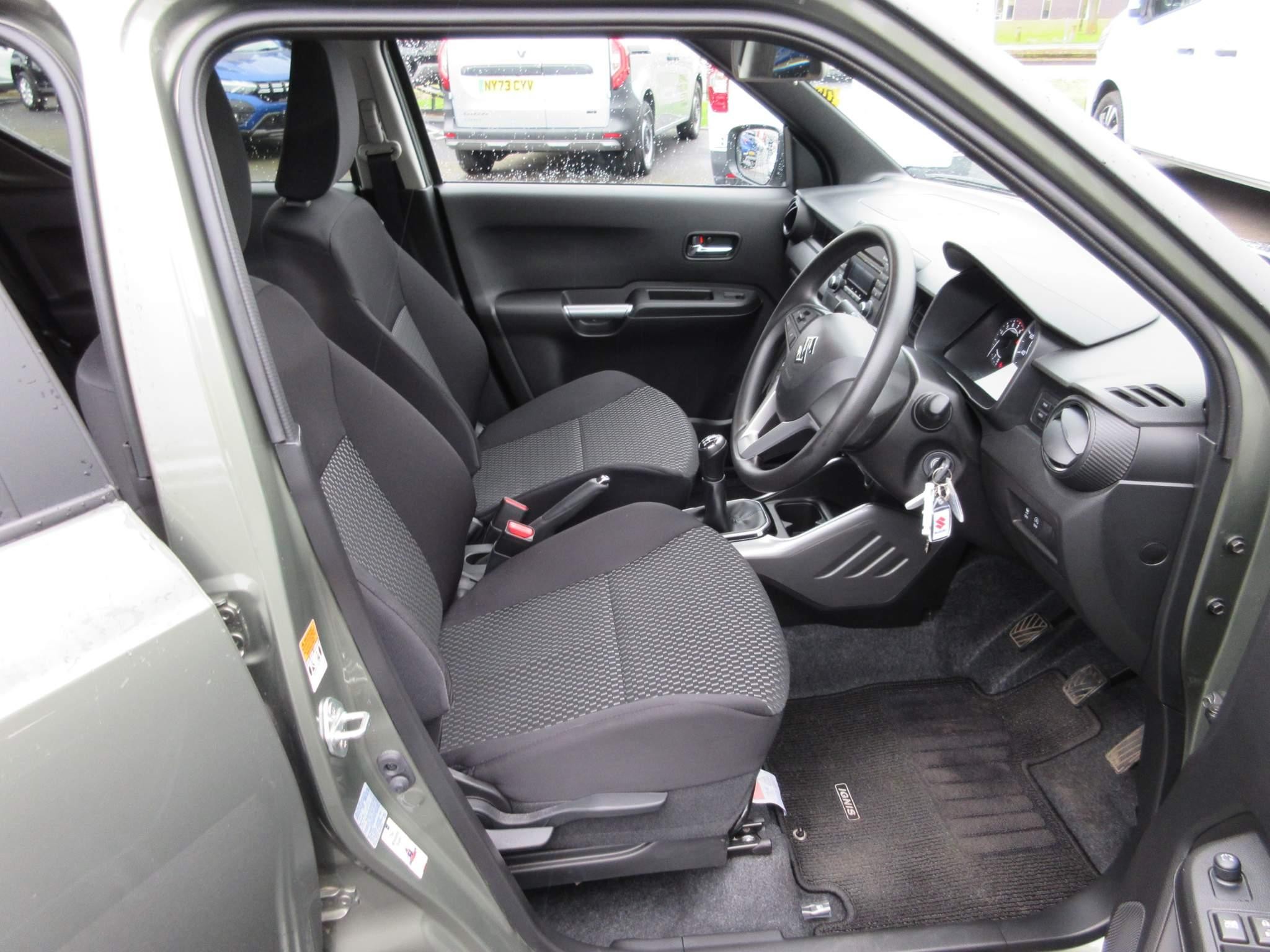 Suzuki Ignis 1.2 Dualjet MHEV SZ3 Hatchback 5dr Petrol Hybrid Manual Euro 6 (s/s) (83 ps) (NV22GSY) image 13