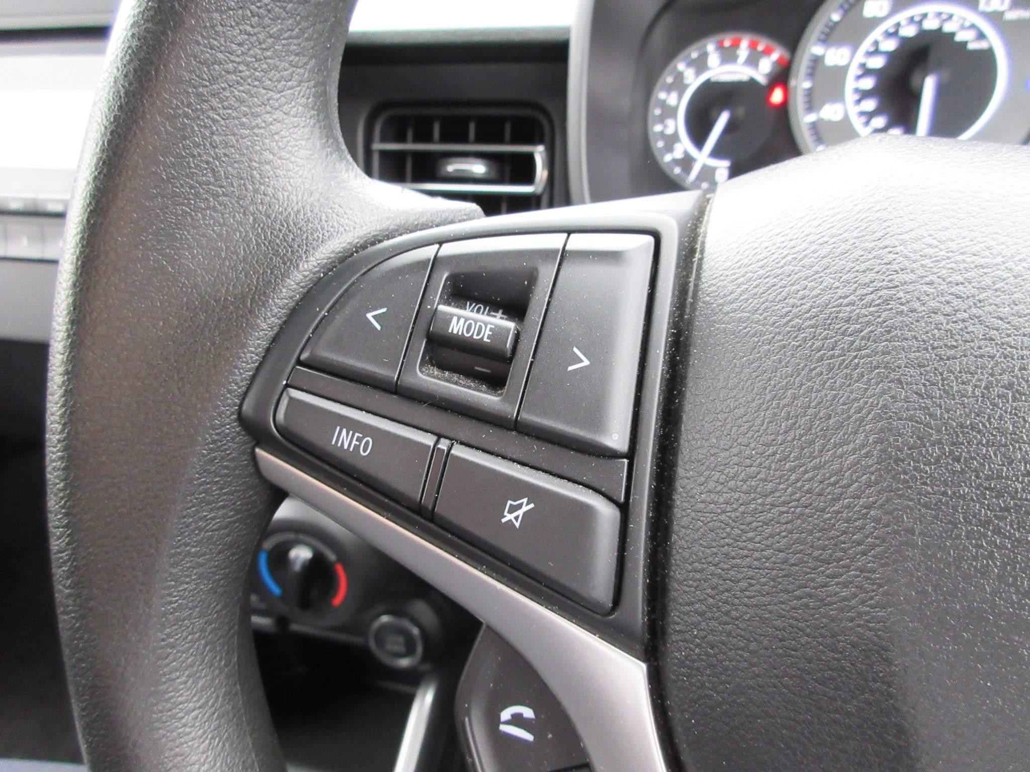 Suzuki Ignis 1.2 Dualjet MHEV SZ3 Hatchback 5dr Petrol Hybrid Manual Euro 6 (s/s) (83 ps) (NV22GSY) image 19