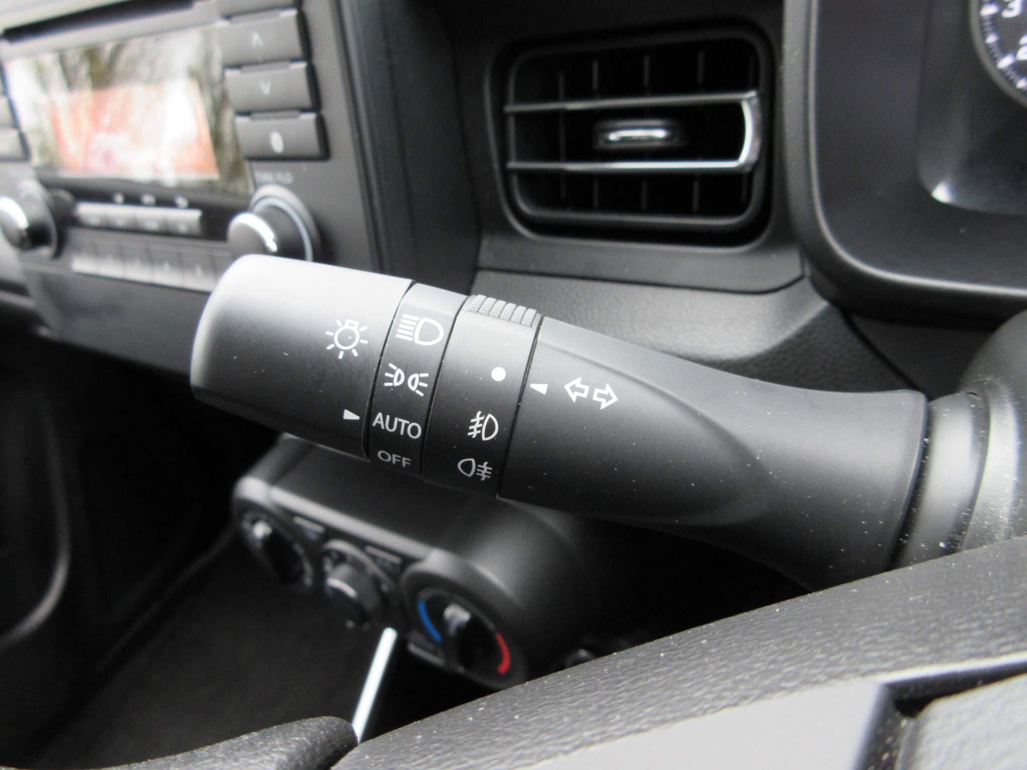 Suzuki Ignis 1.2 Dualjet MHEV SZ3 Hatchback 5dr Petrol Hybrid Manual Euro 6 (s/s) (83 ps) (NV22GSY) image 21