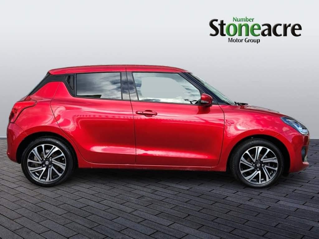 Suzuki Swift Image 2