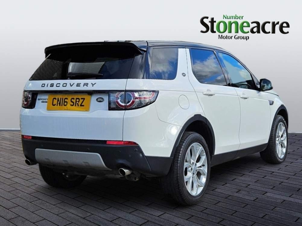 Land Rover Discovery Sport 2.0 TD4 HSE 4WD Euro 6 (s/s) 5dr (CN16SRZ) image 2