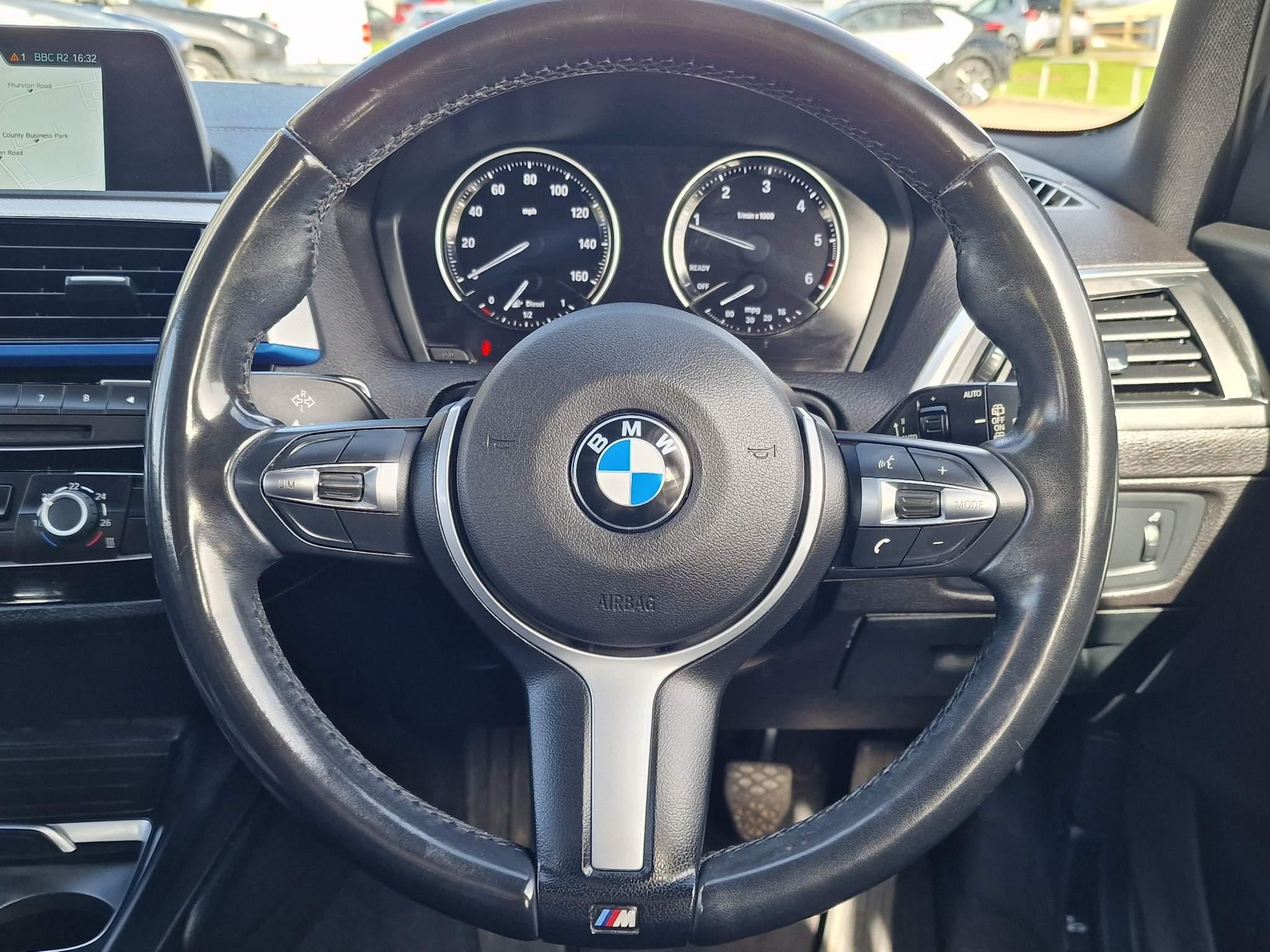 BMW 1 Series 2.0 118d M Sport Euro 6 (s/s) 5dr (MJ67YUX) image 7