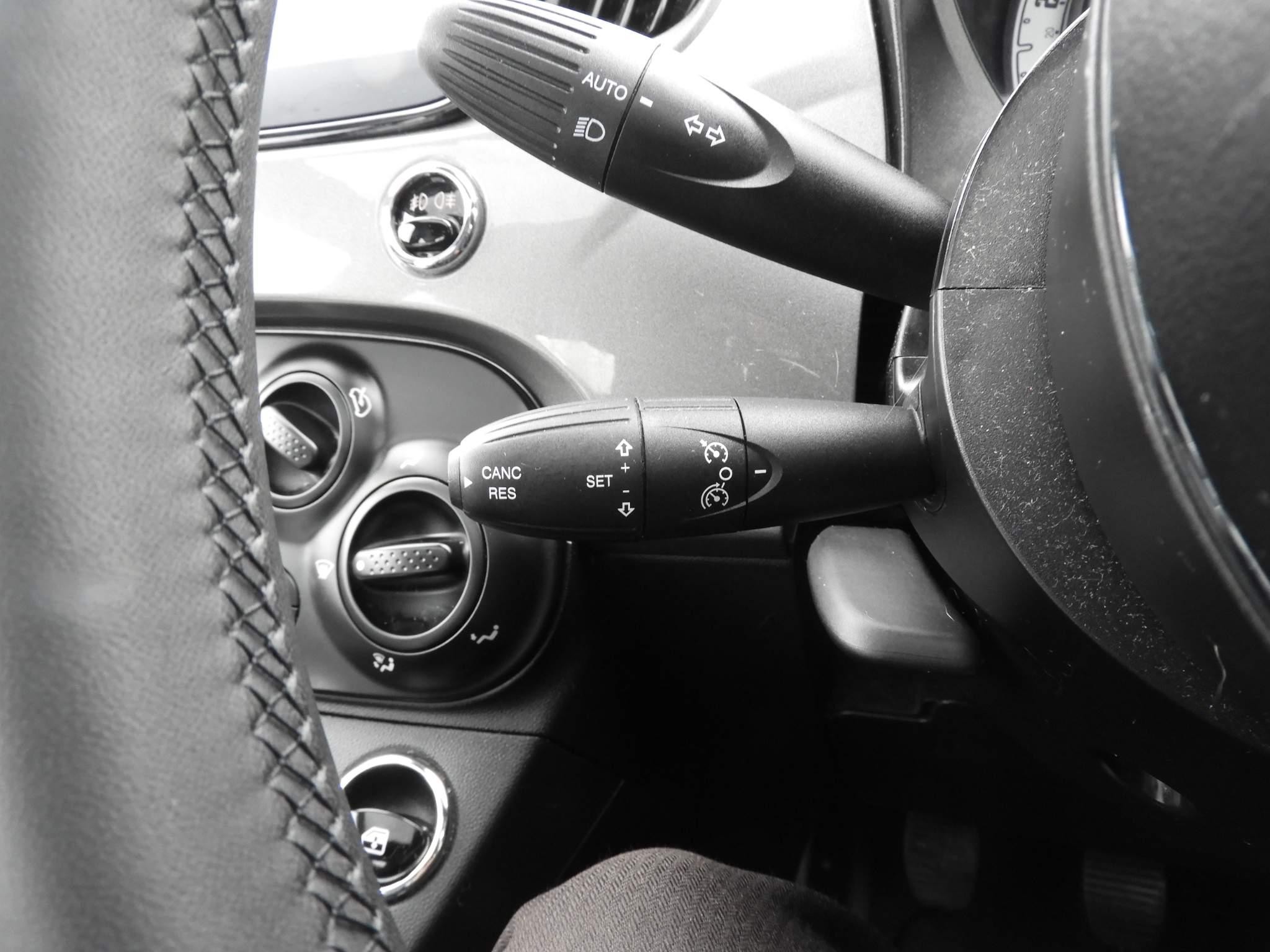 Fiat 500 1.0 Mild Hybrid Dolcevita [Part Leather] 3dr (BX71OMF) image 19