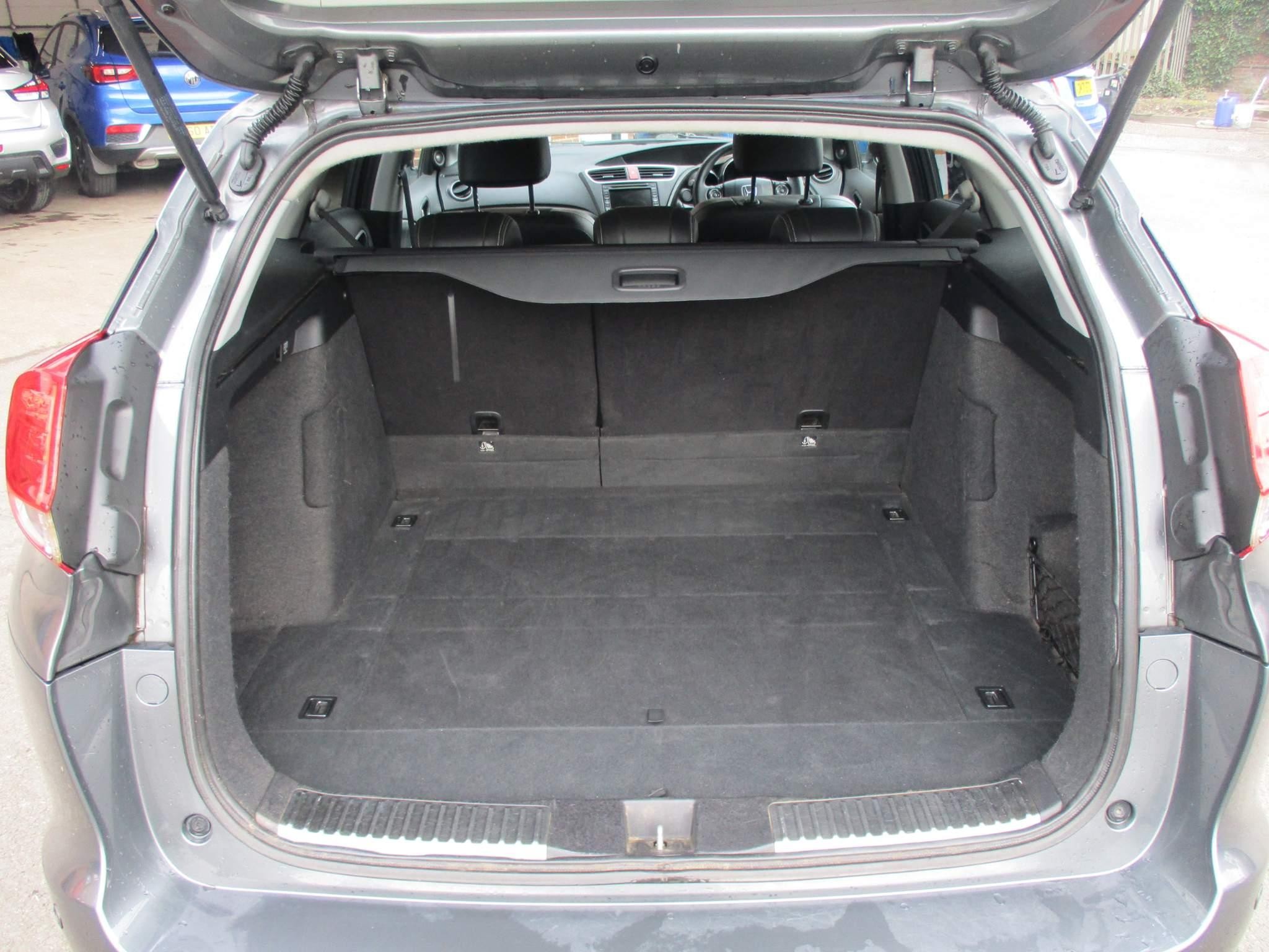 Honda Civic 1.6 i-DTEC SR Tourer 5dr Diesel Manual Euro 5 (s/s) (120 ps) (FY64MMJ) image 8