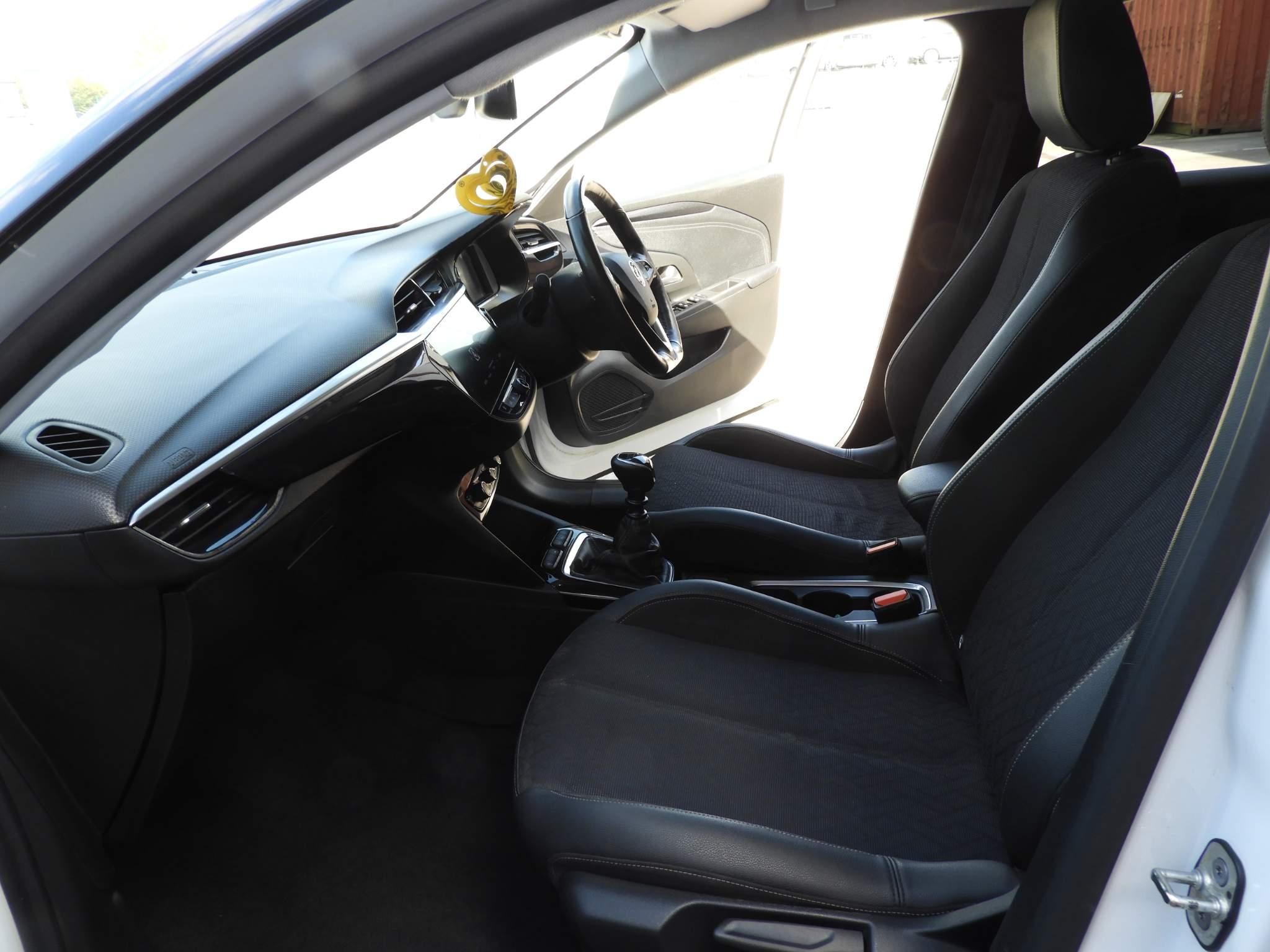 Vauxhall Corsa 1.2 Turbo Elite Nav Premium Hatchback 5dr Petrol Manual Euro 6 (s/s) (100 ps) (DY70POJ) image 12