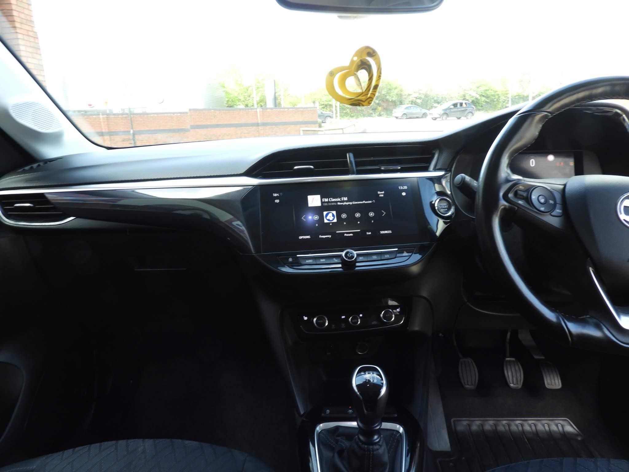 Vauxhall Corsa 1.2 Turbo Elite Nav Premium Hatchback 5dr Petrol Manual Euro 6 (s/s) (100 ps) (DY70POJ) image 15