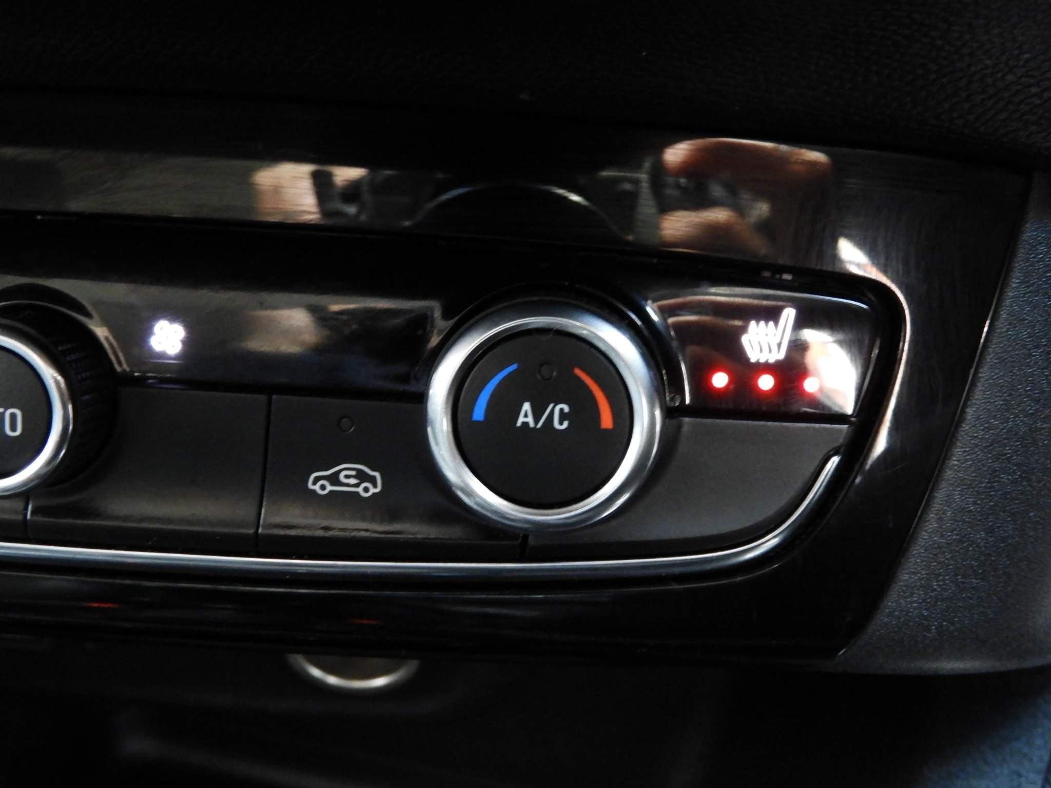 Vauxhall Corsa 1.2 Turbo Elite Nav Premium Hatchback 5dr Petrol Manual Euro 6 (s/s) (100 ps) (DY70POJ) image 19