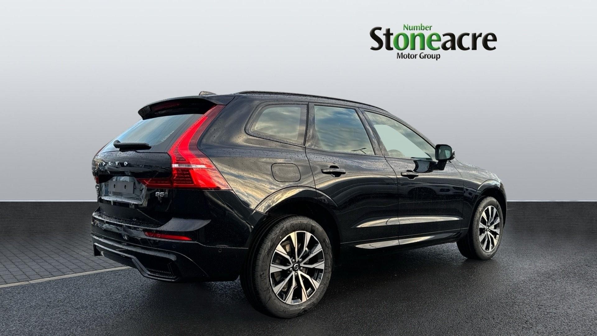 Volvo XC60 Image 8