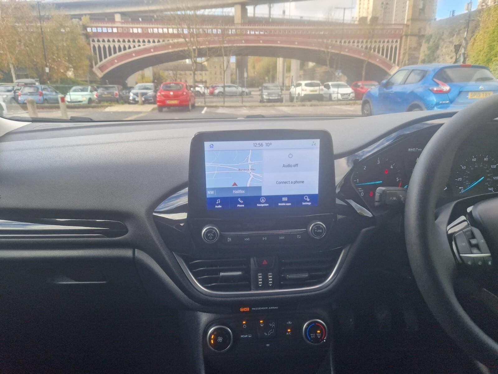 Ford Fiesta 1.5 TDCi Trend Navigation 5dr (AE70LGU) image 15
