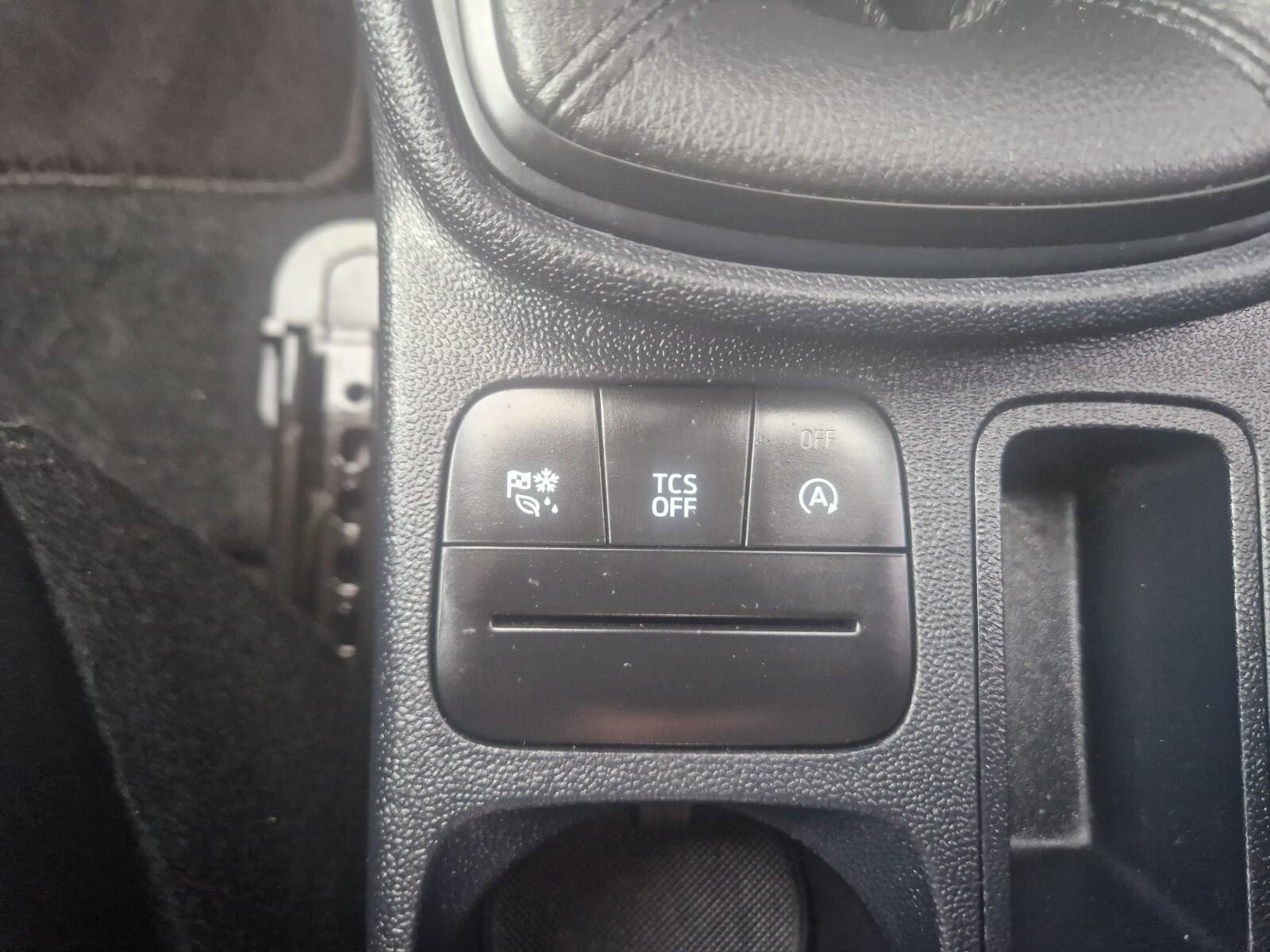 Ford Fiesta 1.5 TDCi Trend Navigation 5dr (AE70LGU) image 22