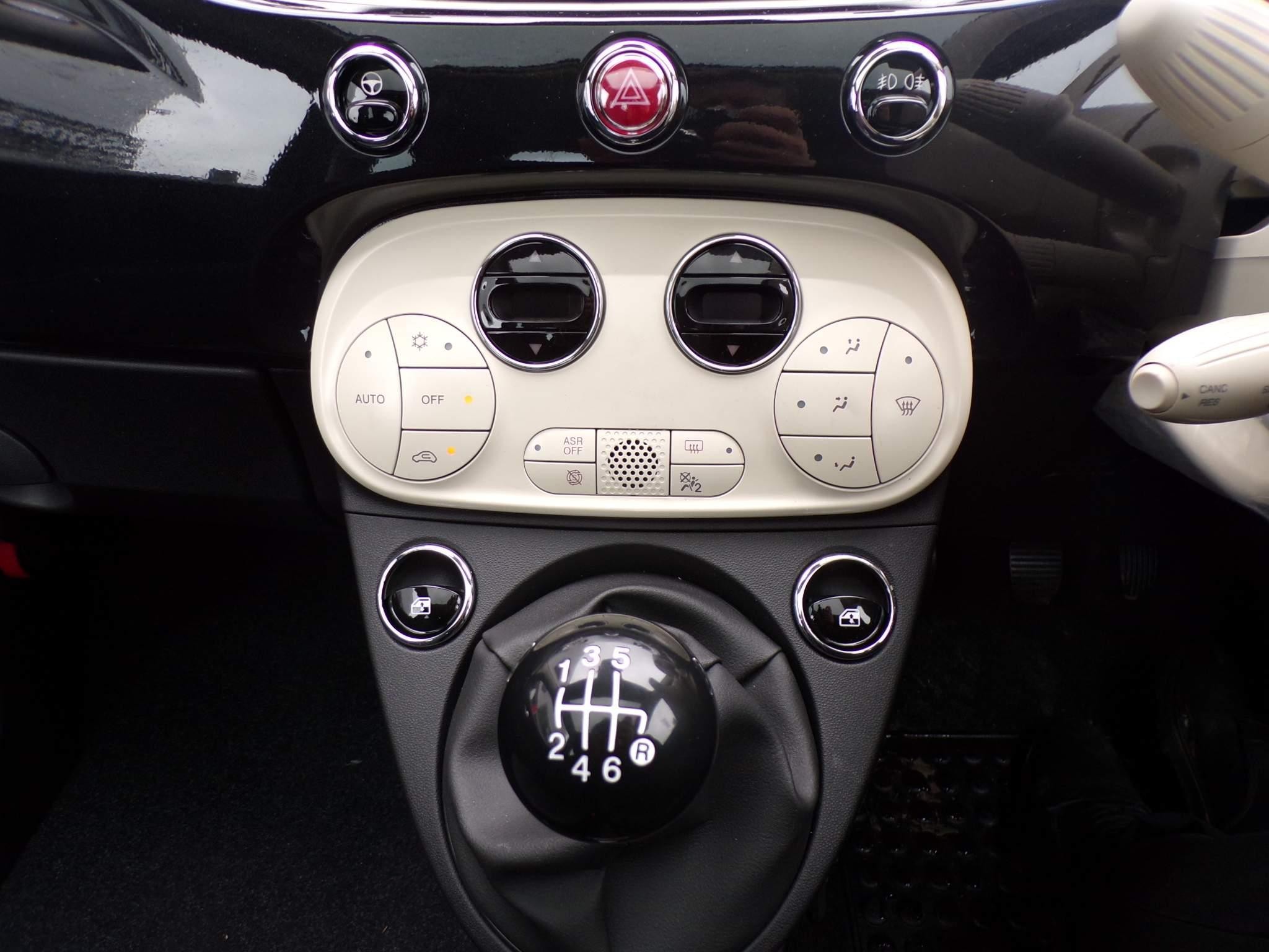 Fiat 500 Hybrid Image 17