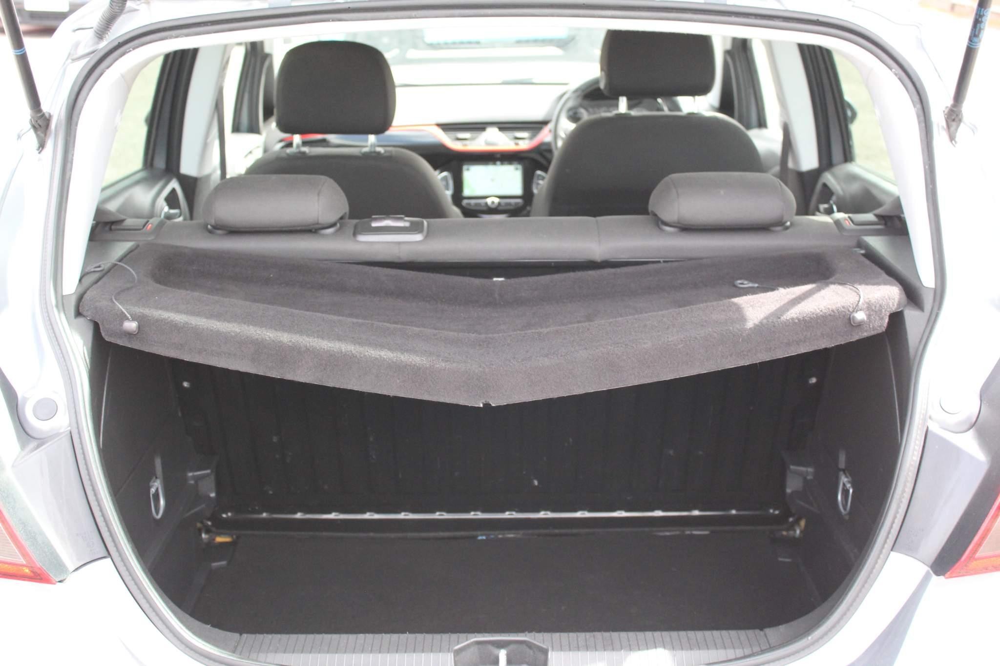 Vauxhall Corsa 1.4 SRi Vx-line Nav Black 5dr (DT19DLO) image 9