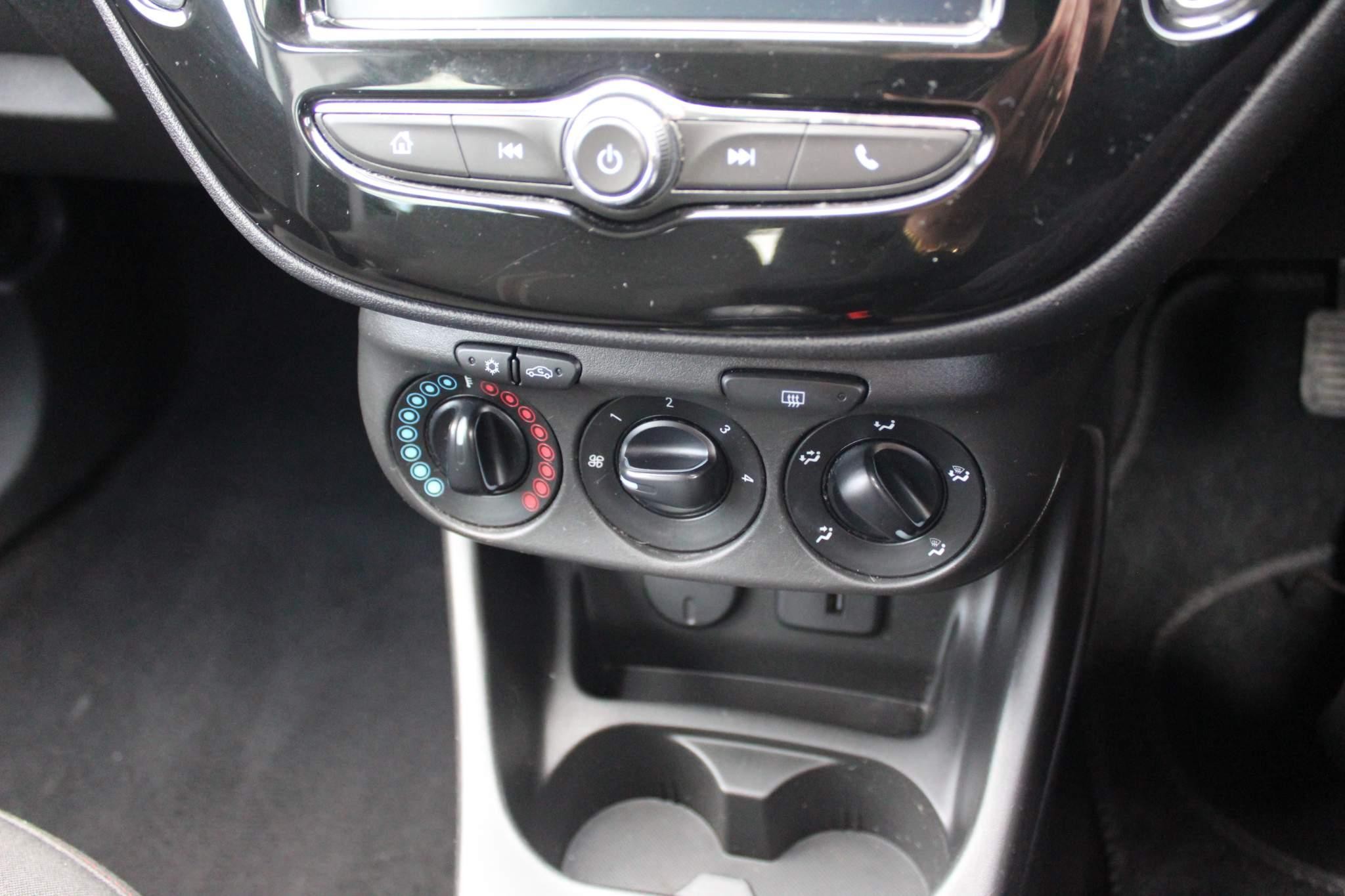 Vauxhall Corsa 1.4 SRi Vx-line Nav Black 5dr (DT19DLO) image 17