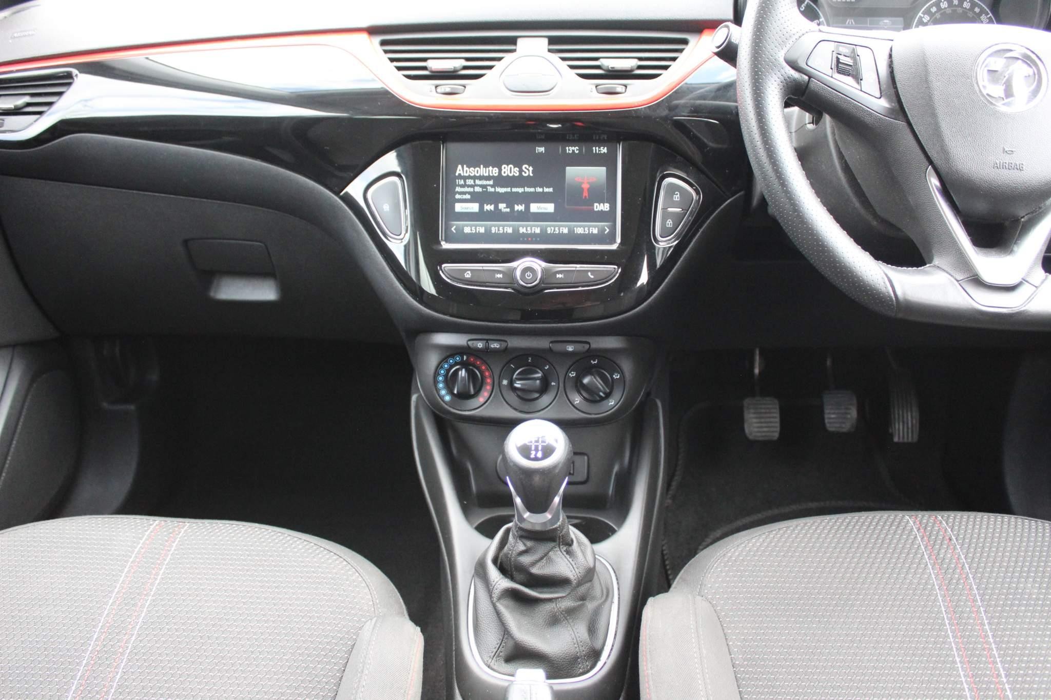 Vauxhall Corsa 1.4 SRi Vx-line Nav Black 5dr (DT19DLO) image 18