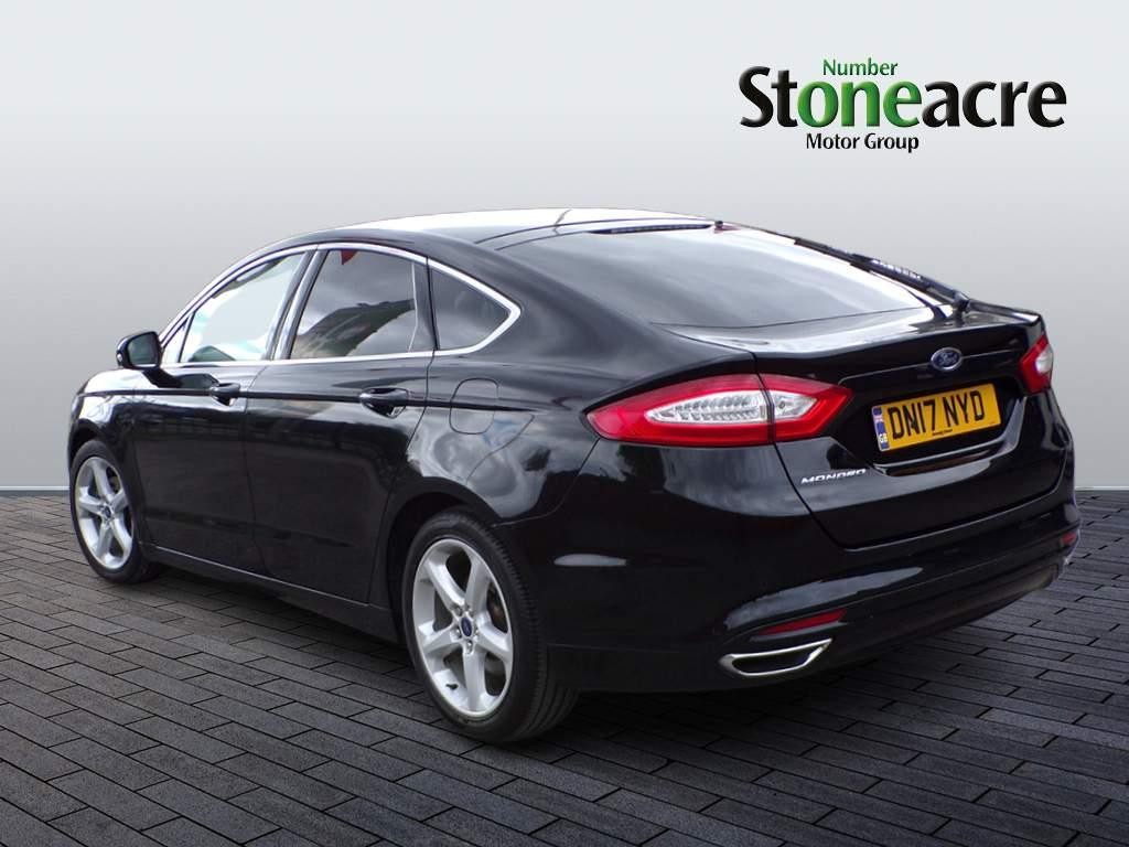 Ford Mondeo 2.0 TDCi Titanium Euro 6 (s/s) 5dr (DN17NYD) image 4