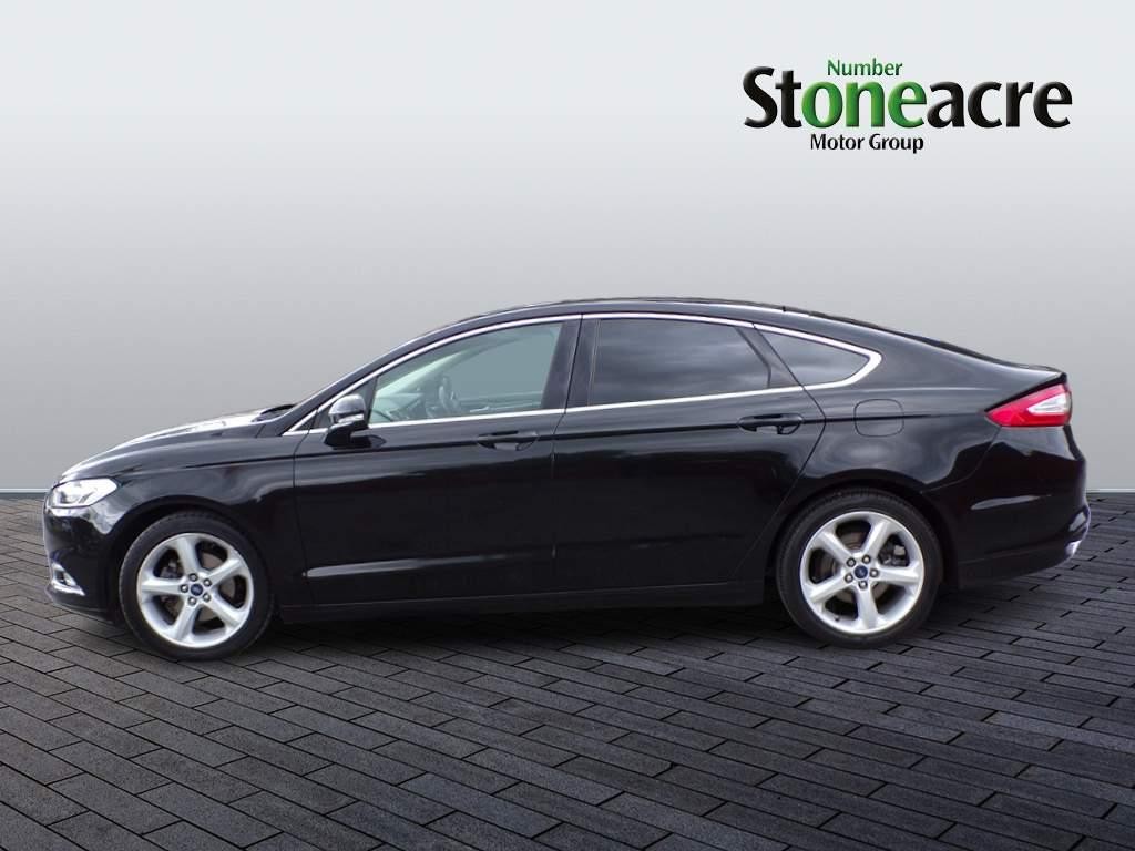 Ford Mondeo 2.0 TDCi Titanium Euro 6 (s/s) 5dr (DN17NYD) image 5