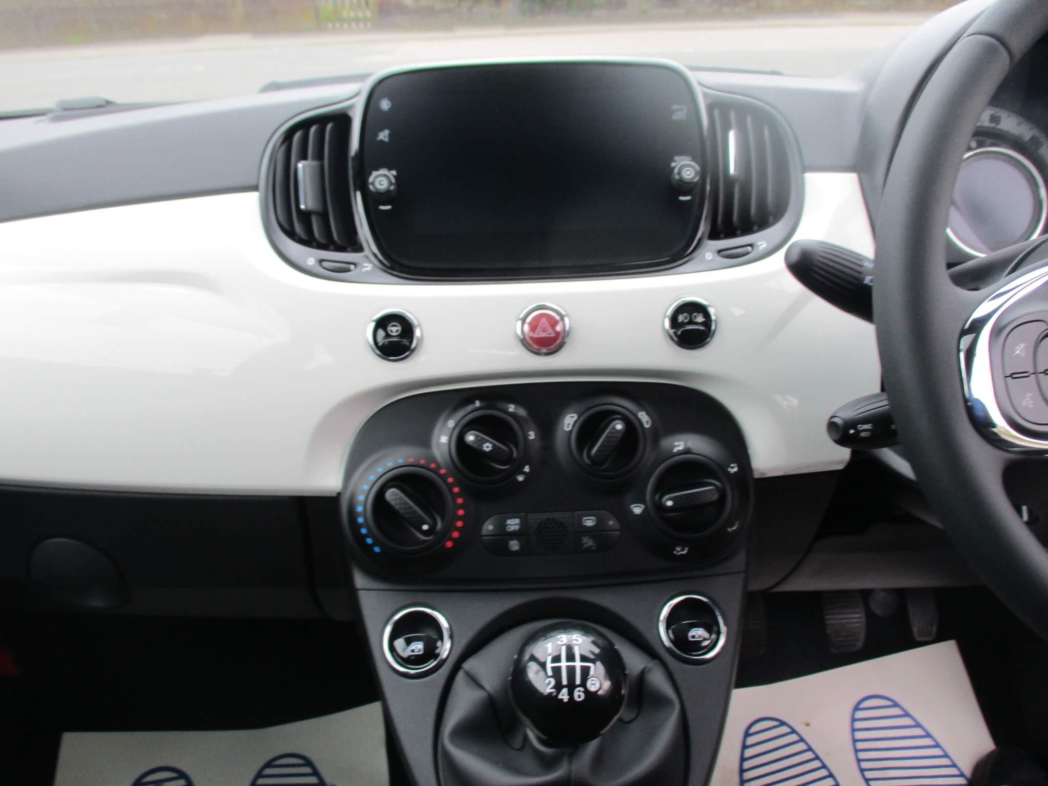 Fiat 500 Hybrid 500 1.0 70hp Mild Hybrid (YP24ORJ) image 13
