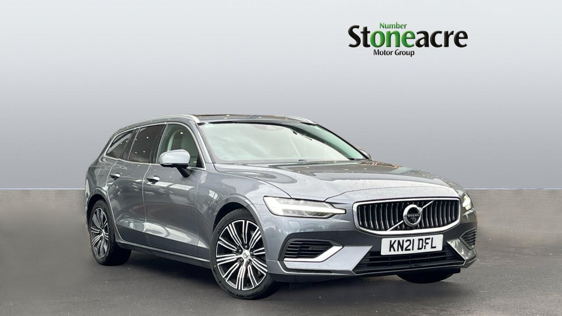 Volvo V60 2.0h T6 Recharge 11.6kWh Inscription Auto AWD Euro 6 (s/s) 5dr (KN21DFL) image 0