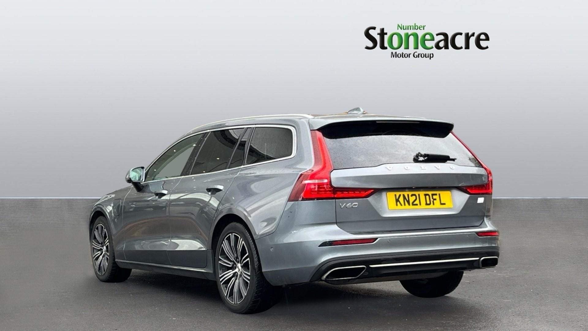 Volvo V60 2.0h T6 Recharge 11.6kWh Inscription Auto AWD Euro 6 (s/s) 5dr (KN21DFL) image 1