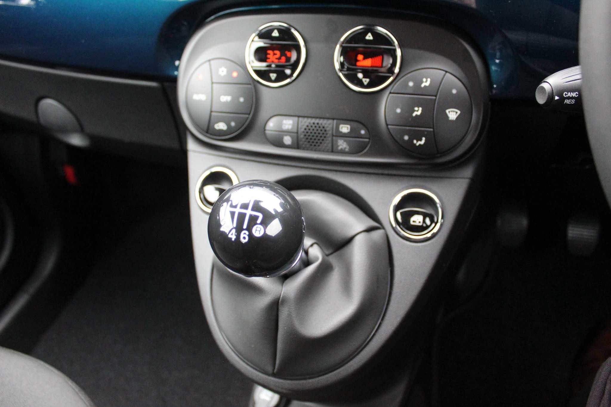Fiat 500c Hybrid 1.0 Mild Hybrid 2dr (MX24ZWS) image 17