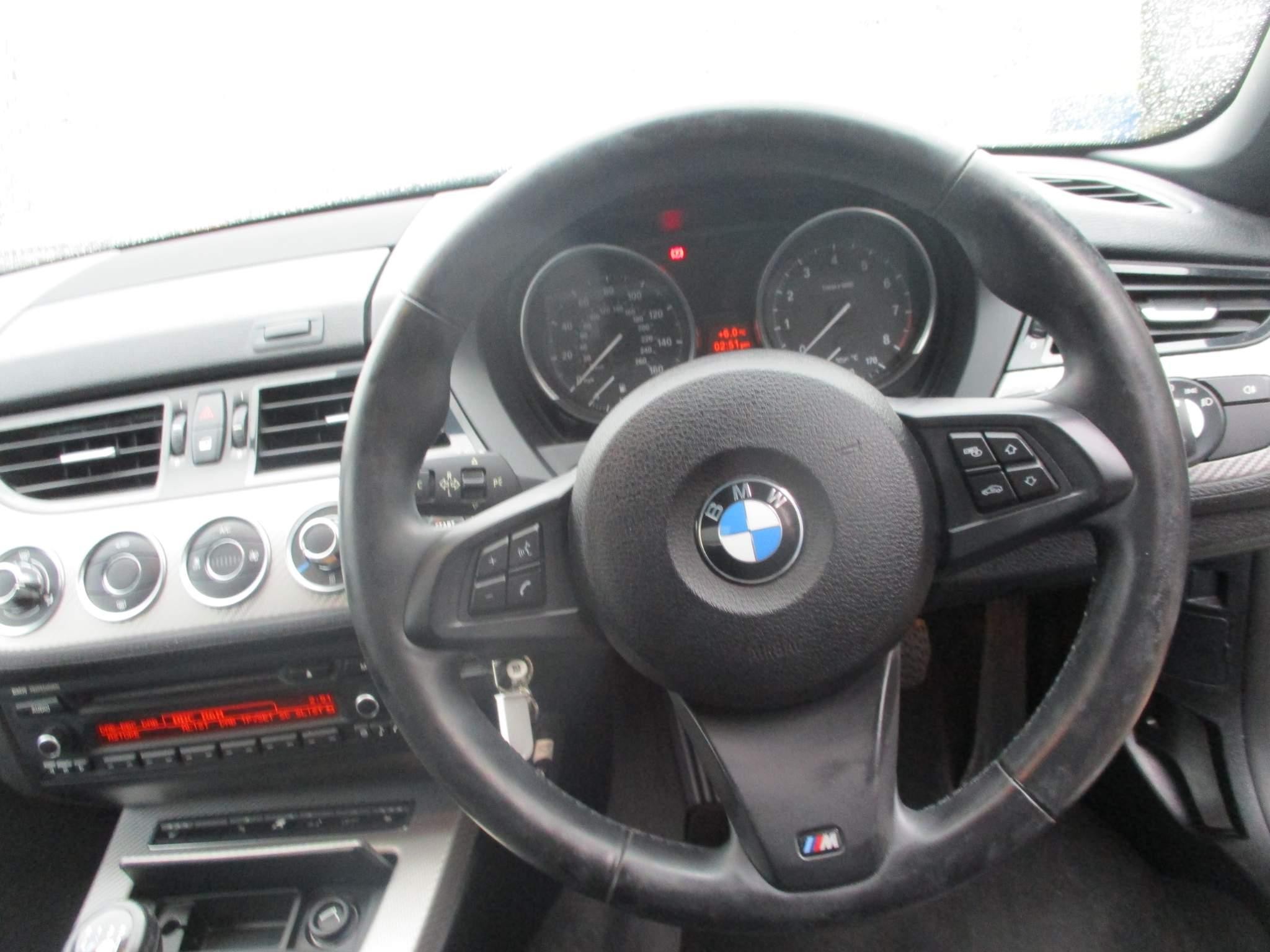 BMW Z4 2.0 18i M Sport sDrive Euro 6 (s/s) 2dr (OY13RVO) image 12