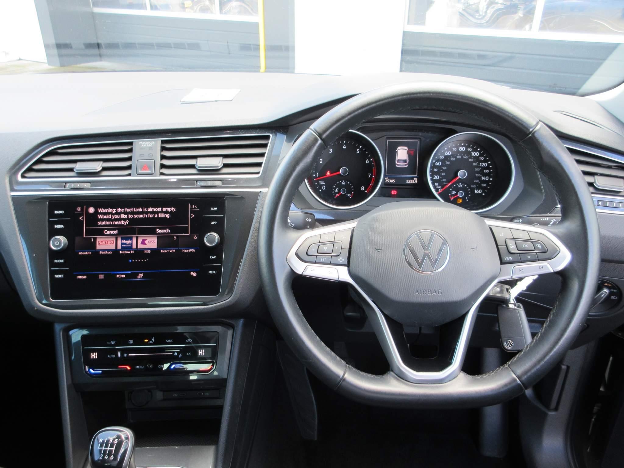 Volkswagen Tiguan 1.5 TSI 150 Life 5dr (CA70YNG) image 20