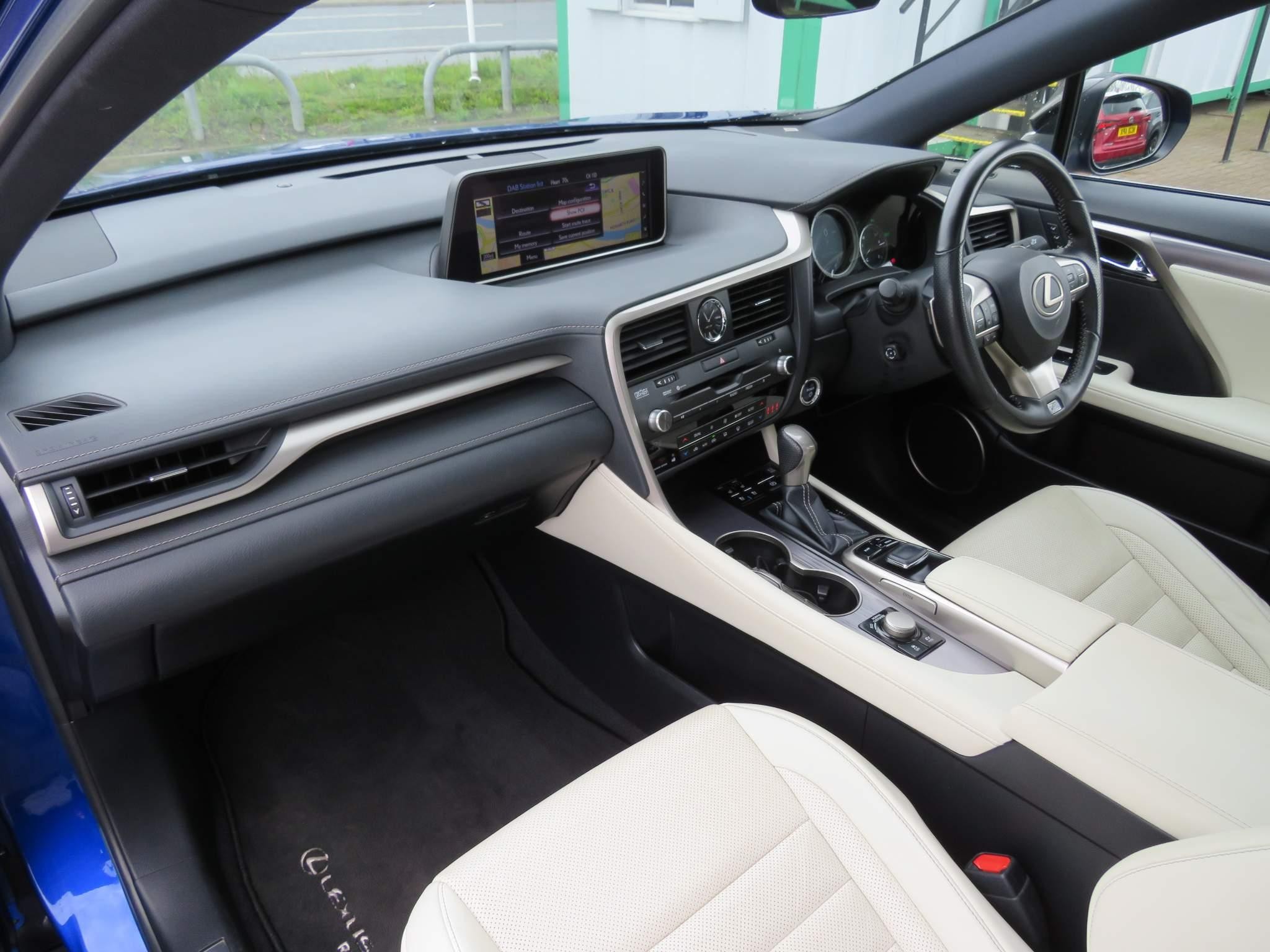 Lexus RX 450h 450h 3.5 F-Sport 5dr Auto Self Charging Hybrid (NA68NKR) image 14