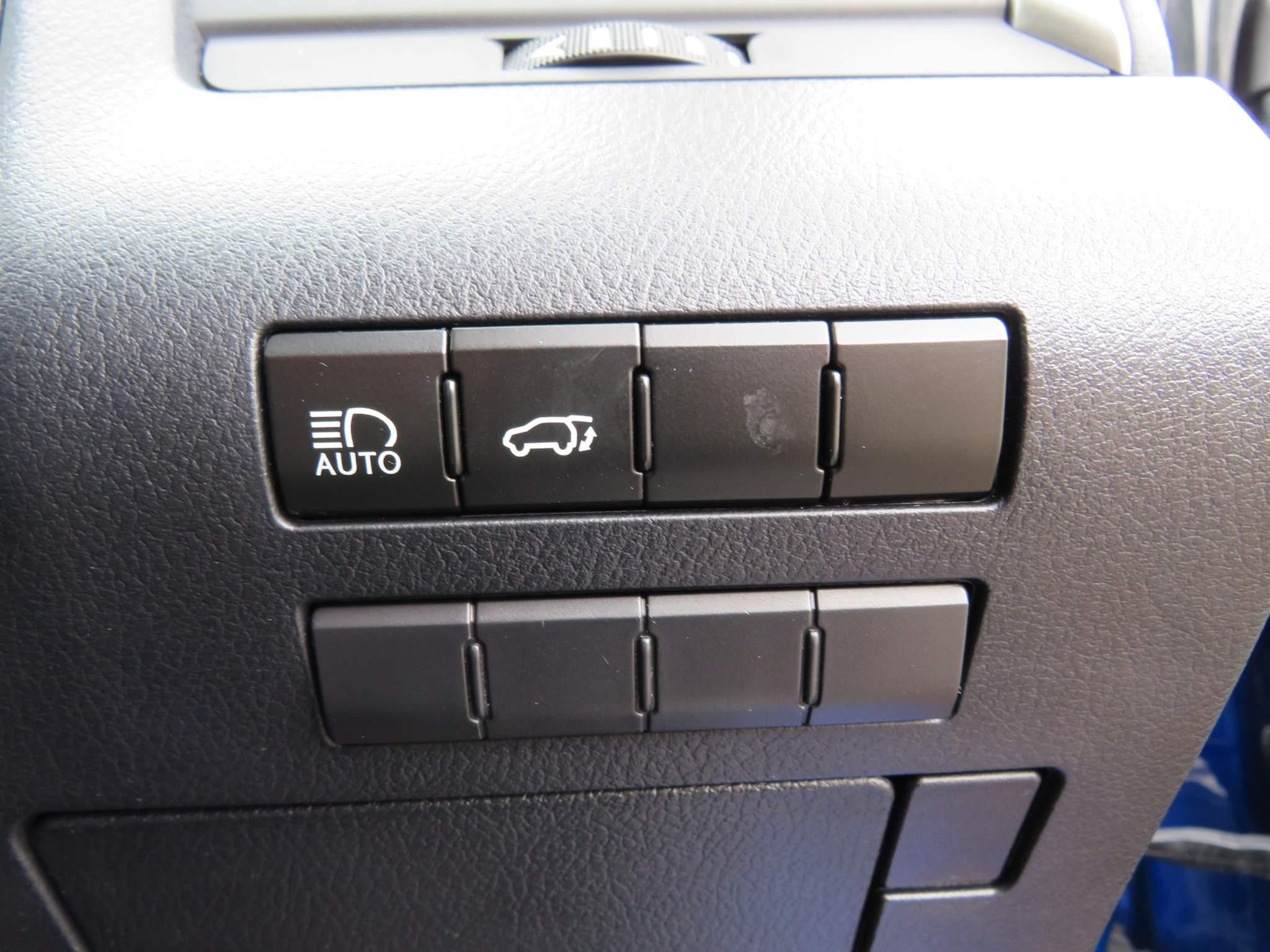 Lexus RX 450h 450h 3.5 F-Sport 5dr Auto Self Charging Hybrid (NA68NKR) image 31