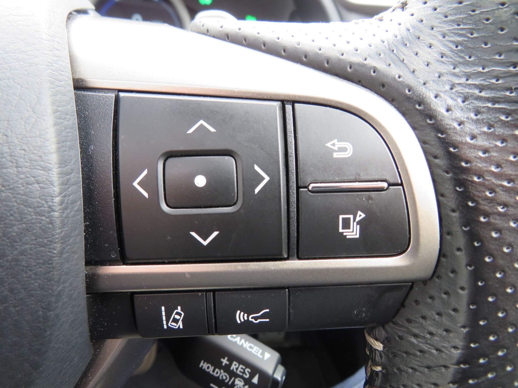 Lexus RX 450h 450h 3.5 F-Sport 5dr Auto Self Charging Hybrid (NA68NKR) image 35