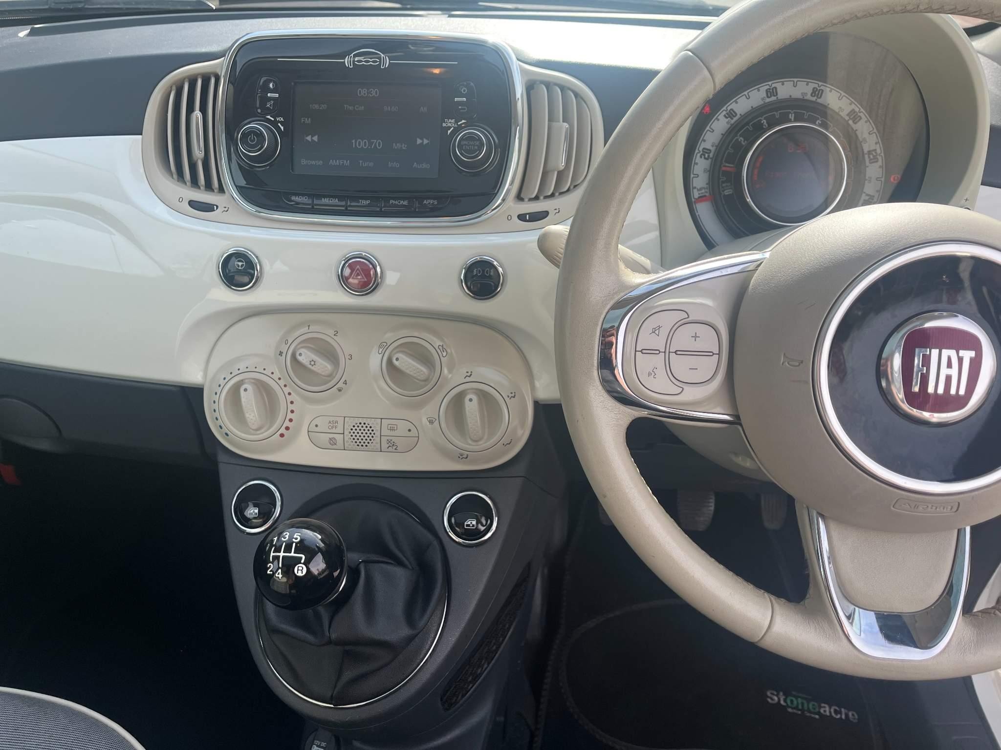 Fiat 500 500 1.2 69hp Lounge 2015 (YR16AAO) image 15
