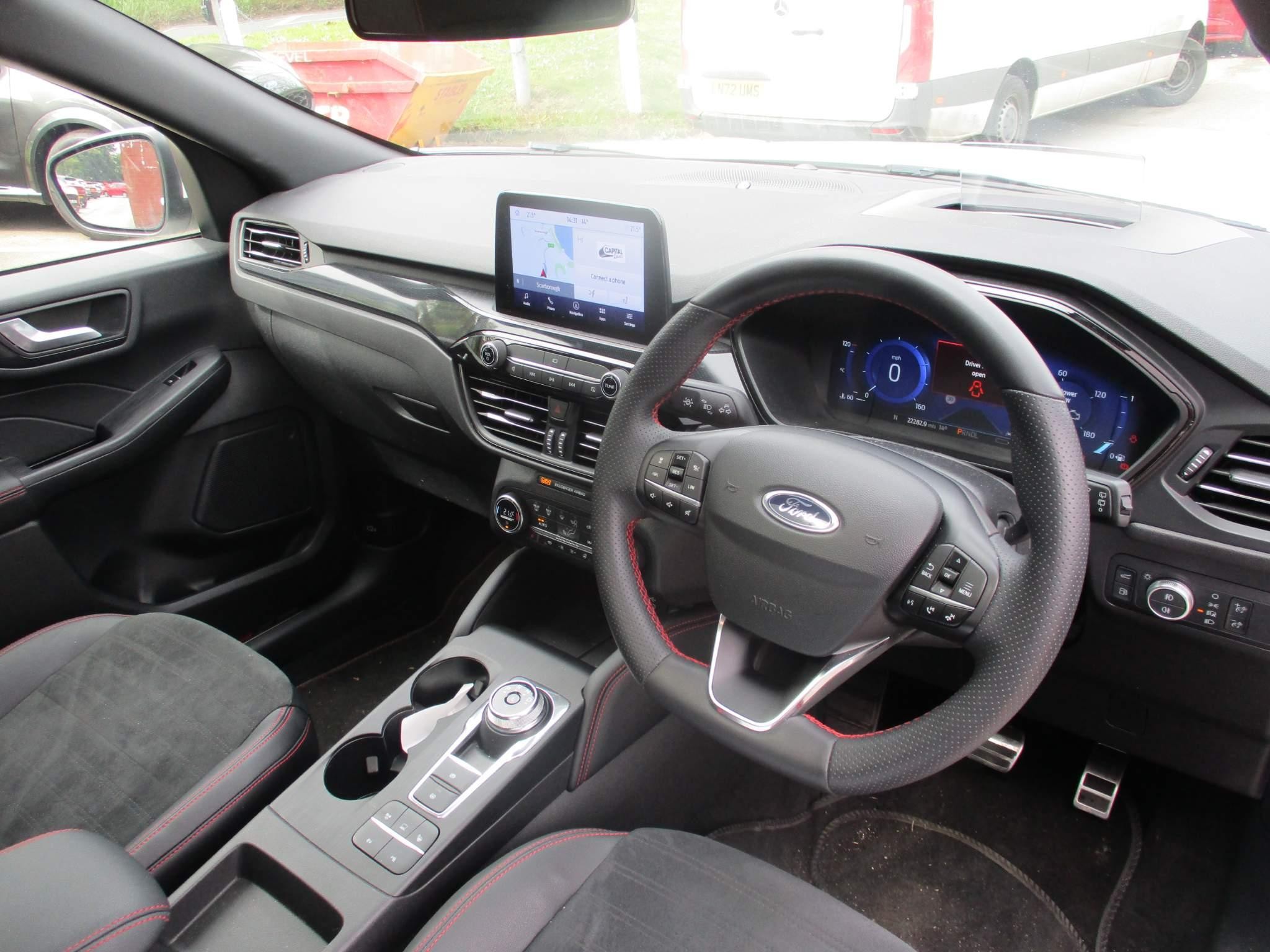 Ford Kuga Image 11